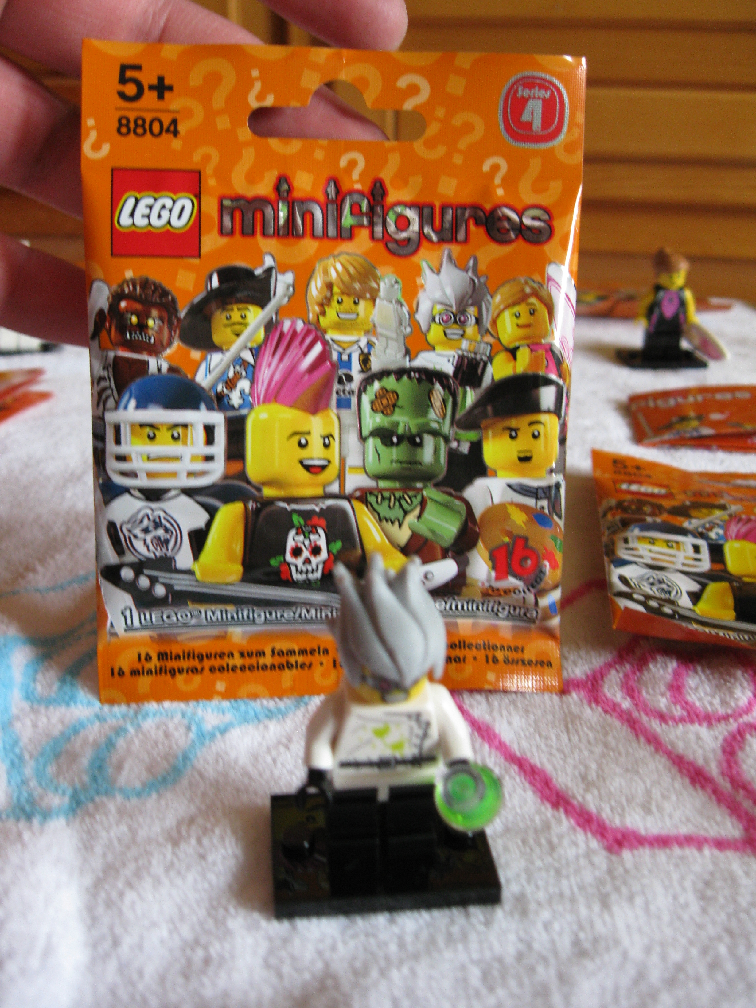8804crazyscientist.jpg