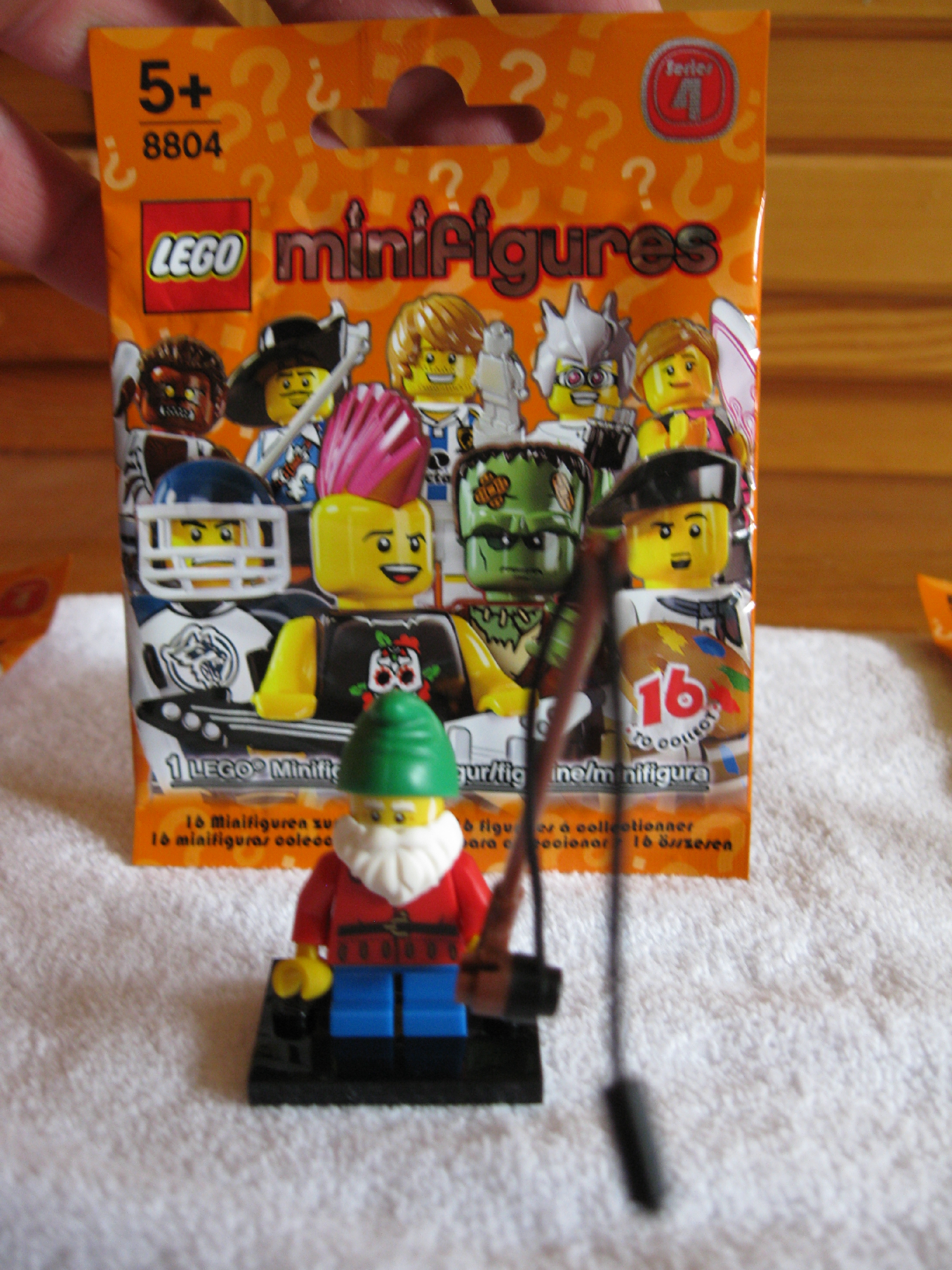 8804lawngnome.jpg