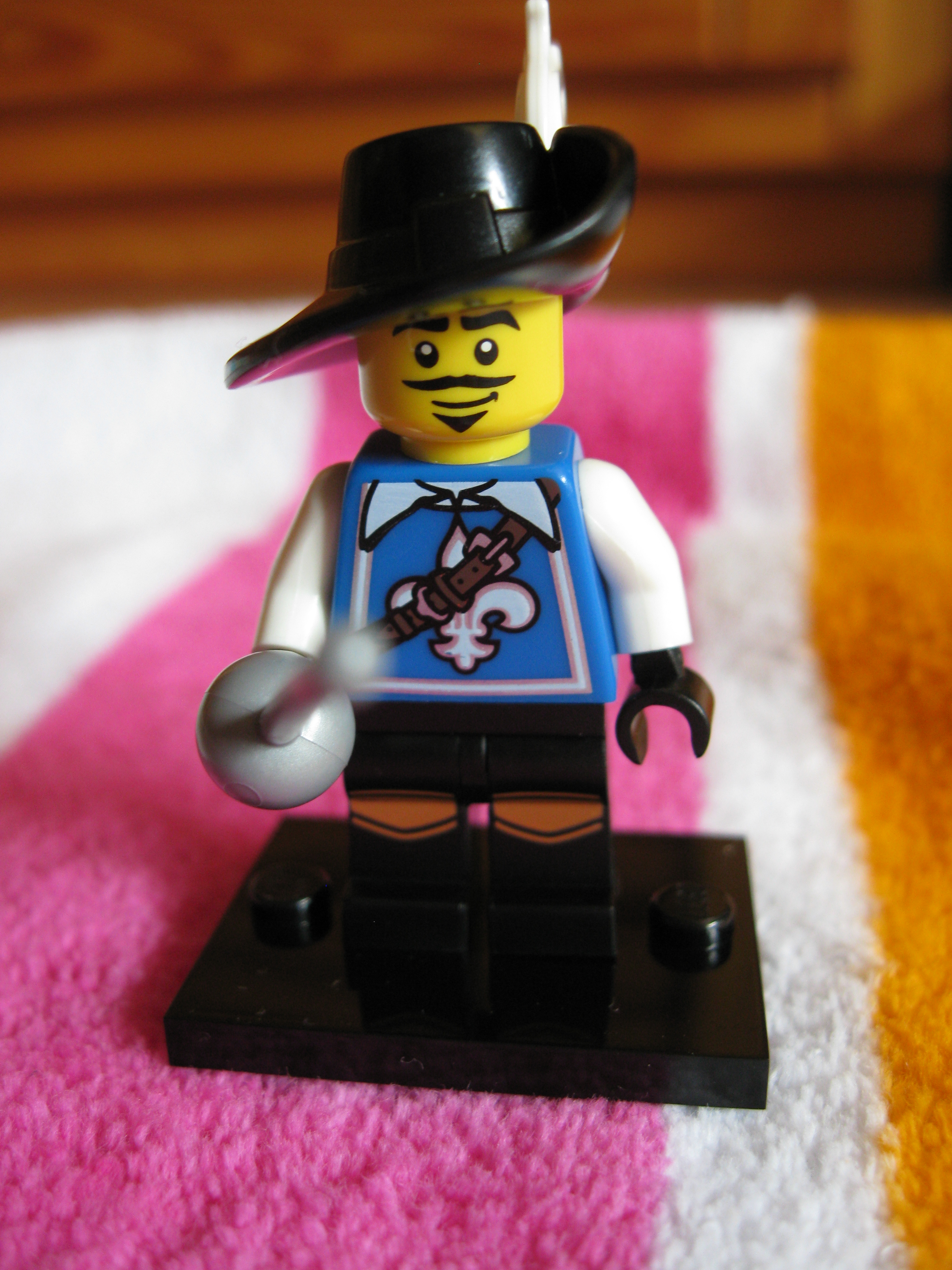 8804musketeer3.jpg