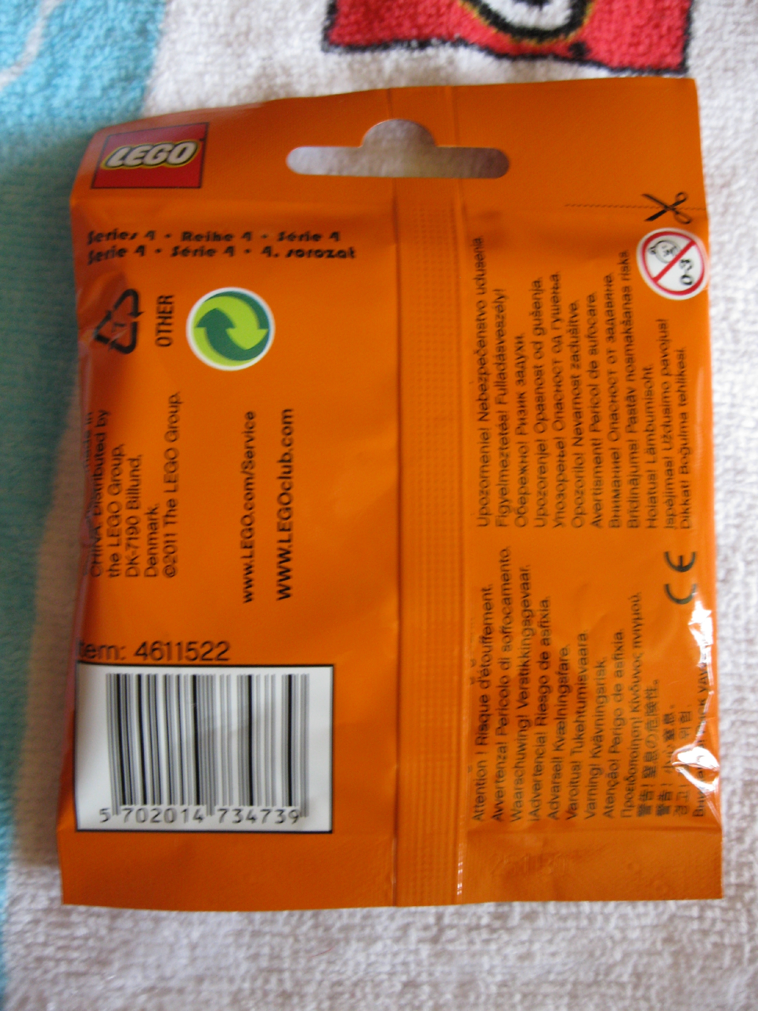 8804soccerplayerpolybag2.jpg