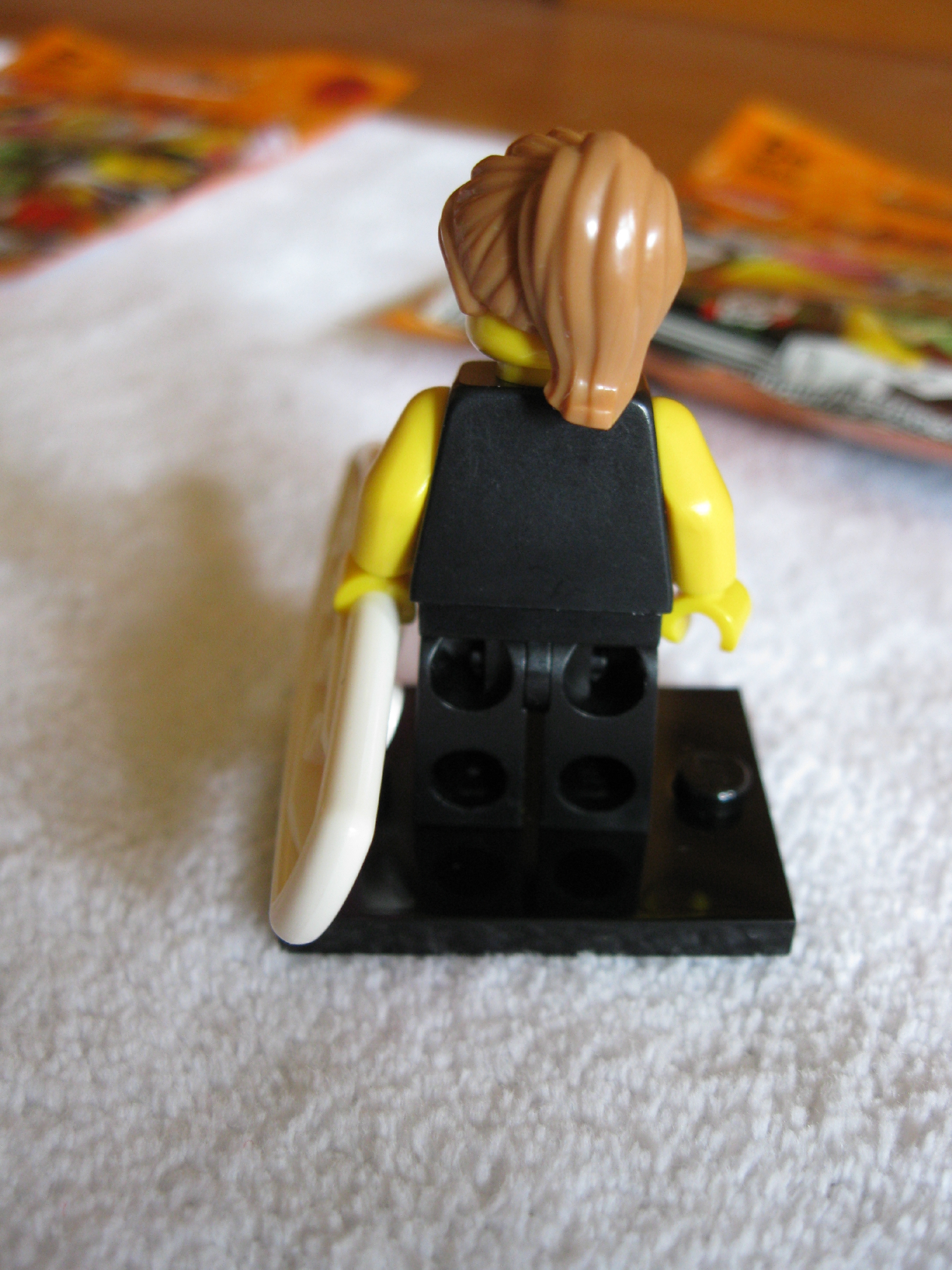 8804surfergirl4.jpg