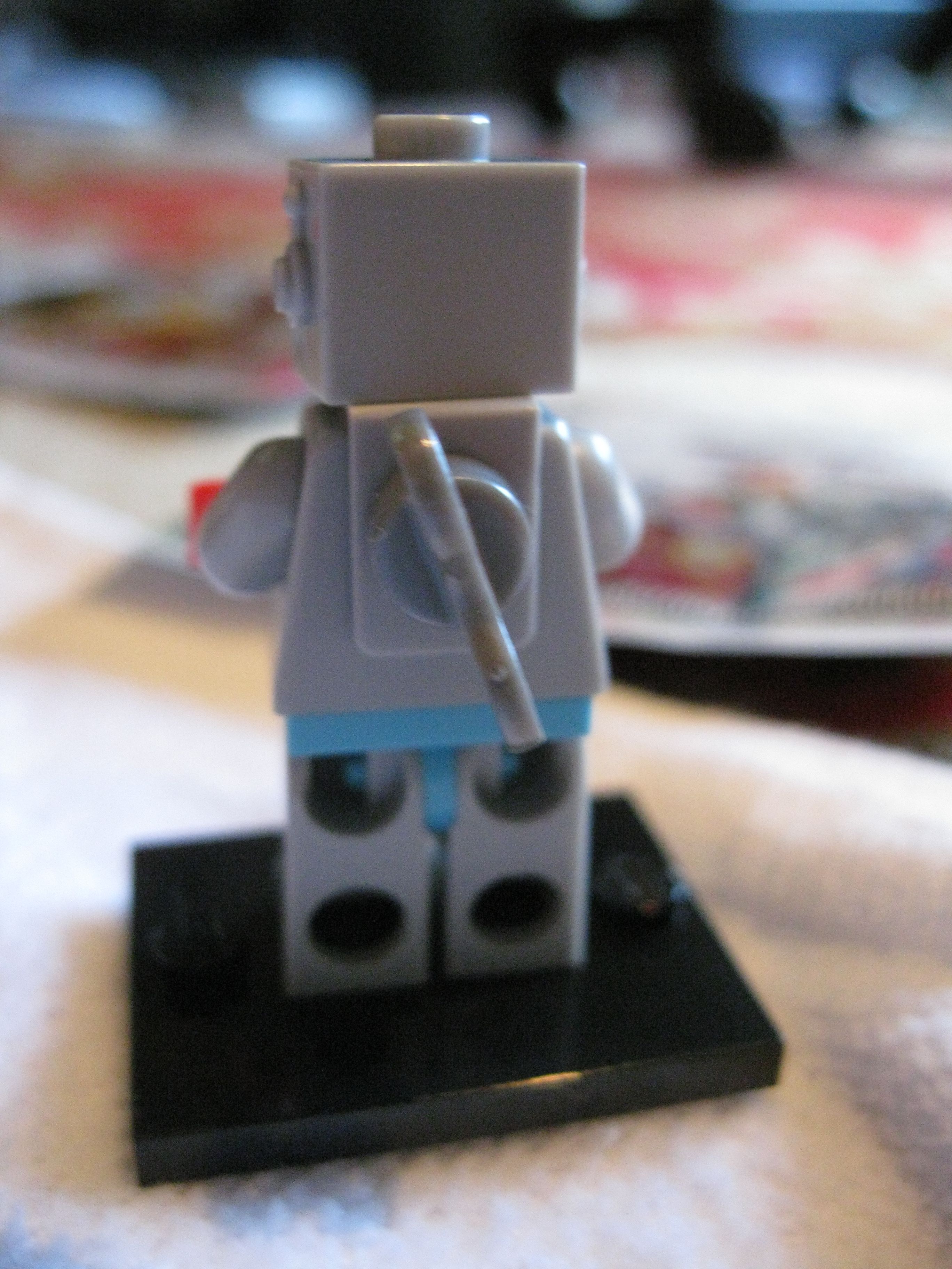 8827clockworkrobot3.jpg