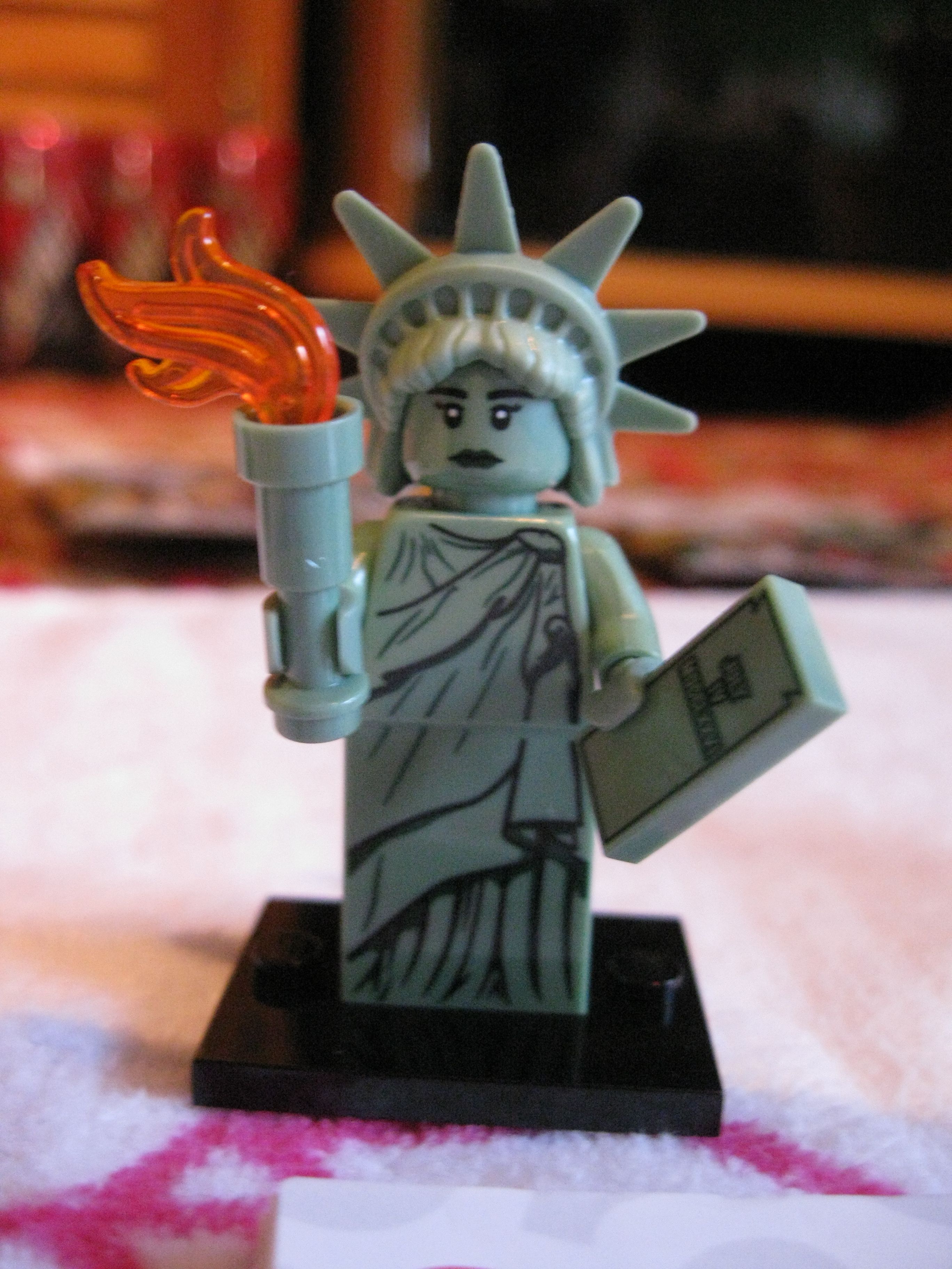 8827ladyliberty2.jpg