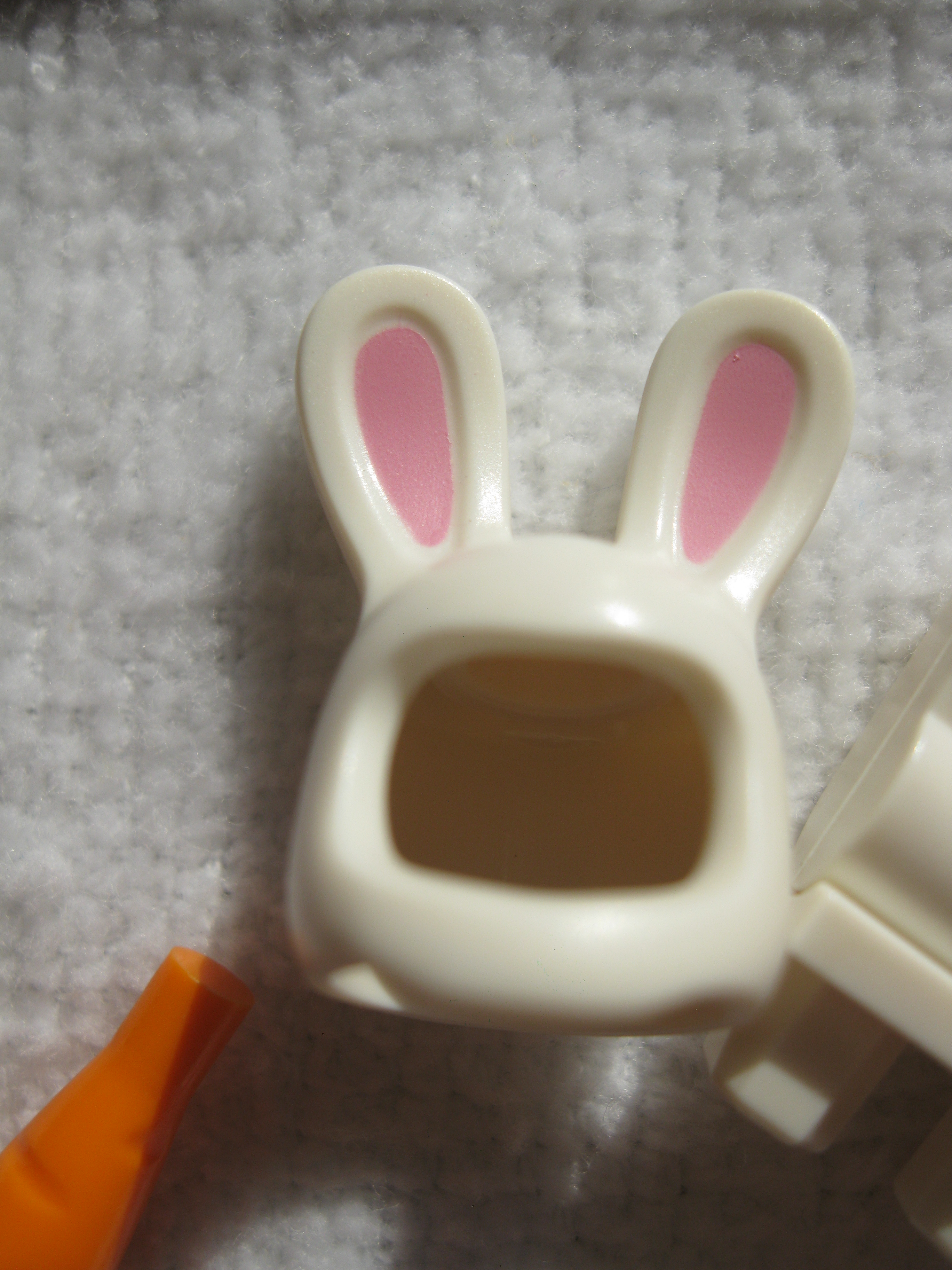 8831bunnysuitguyf.jpg