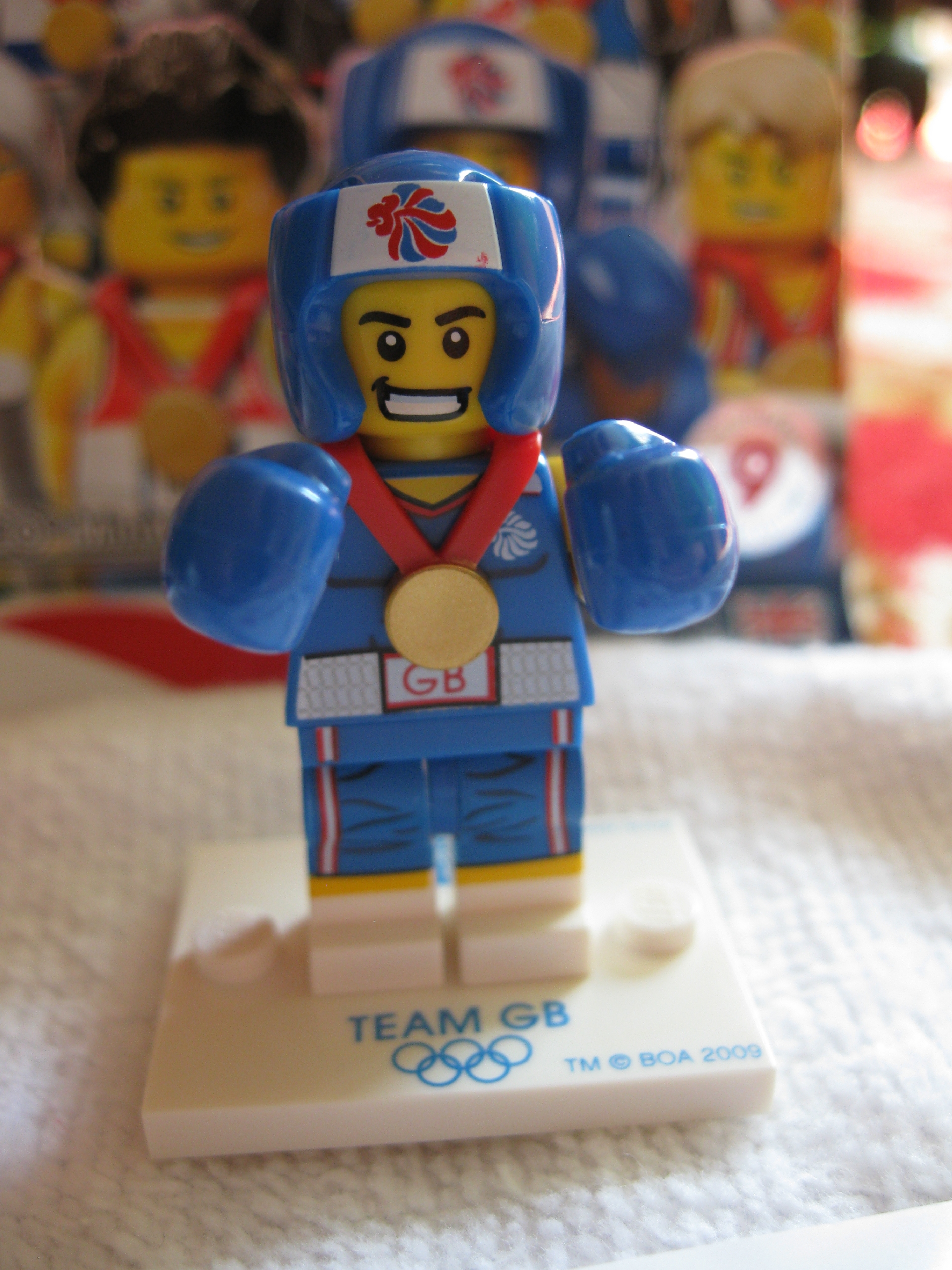 8909brawnyboxer5.jpg