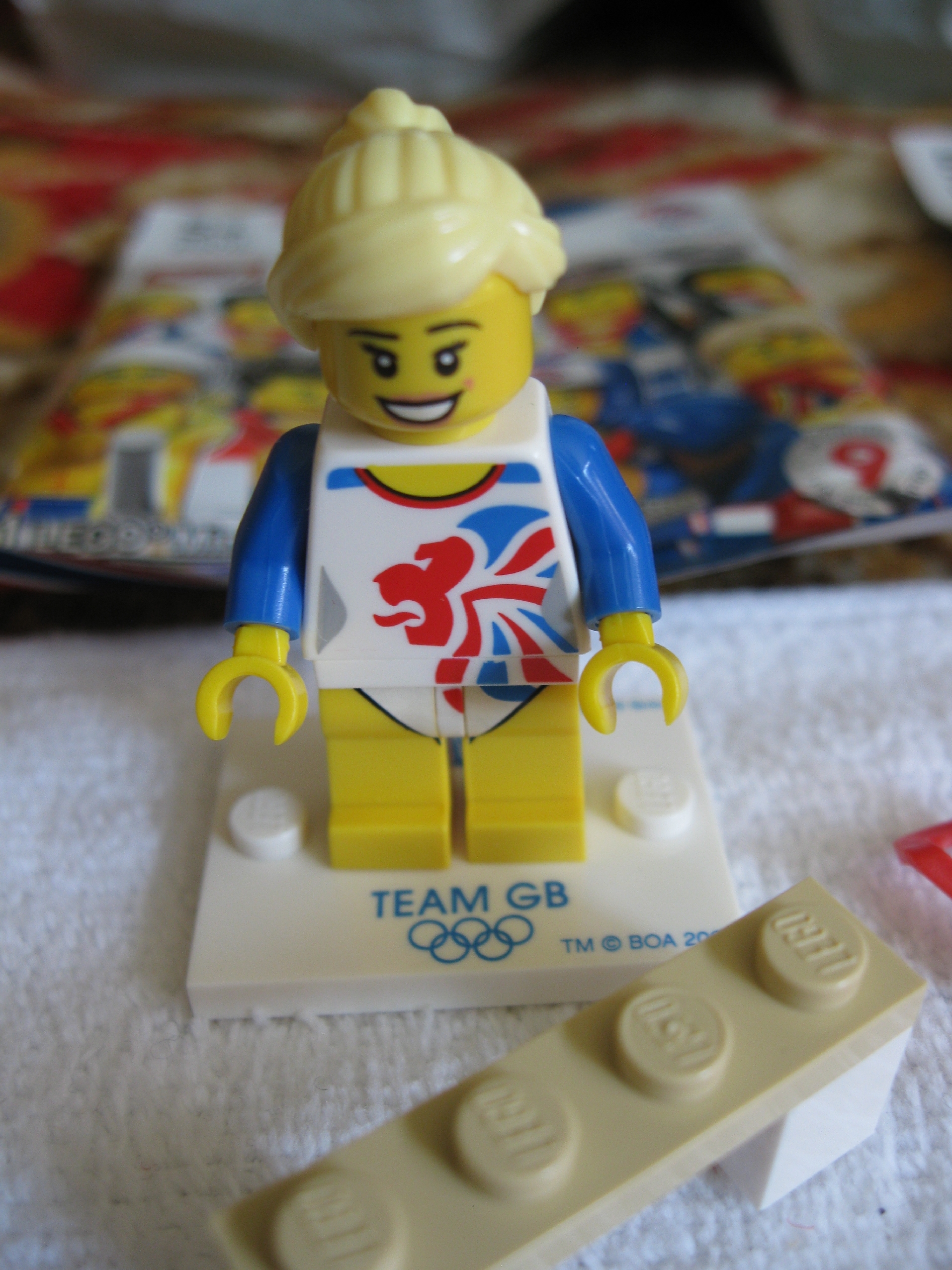 8909flexiblegymnast3.jpg