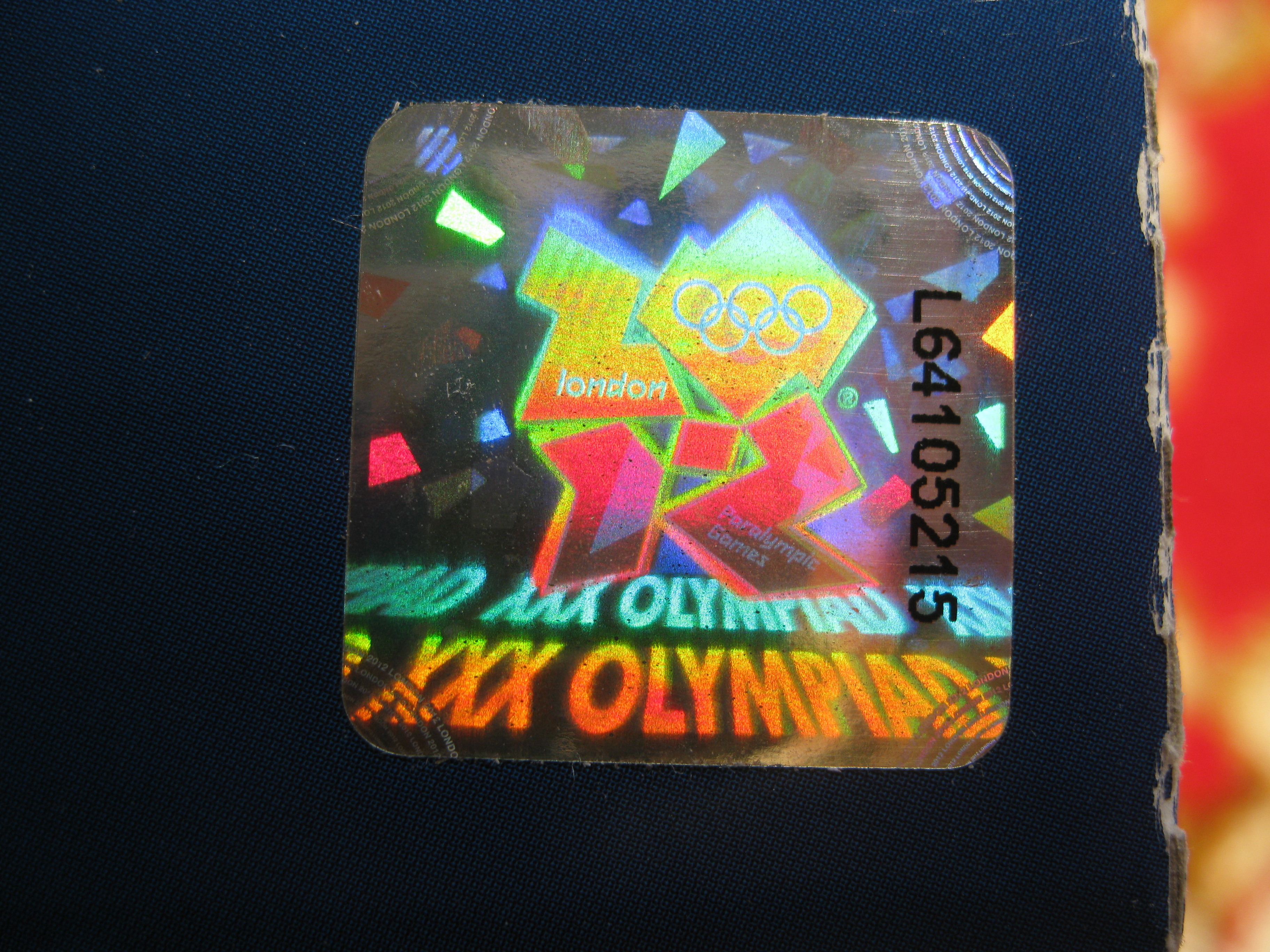 8909boxhologram2.jpg