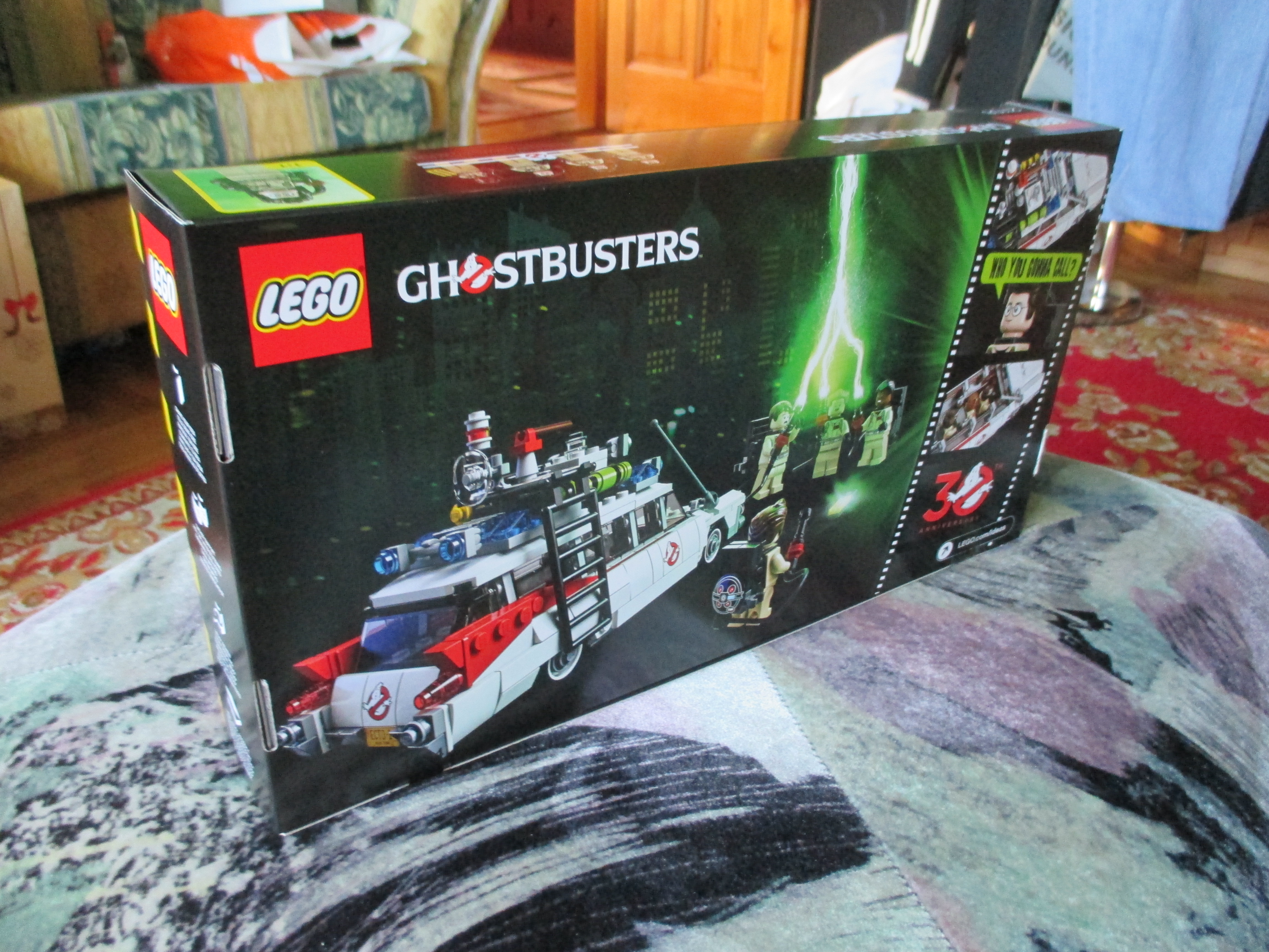 21108box3.jpg