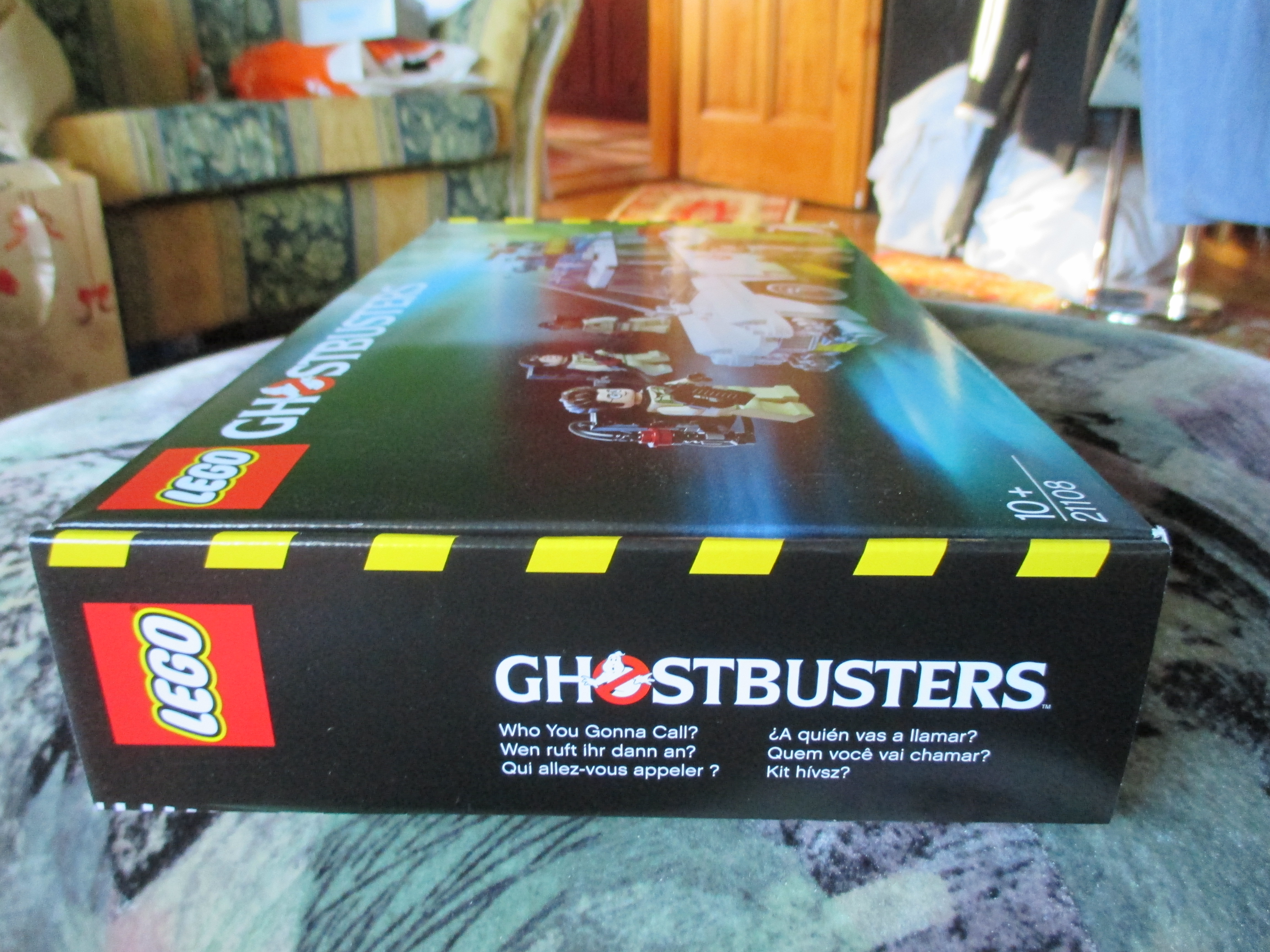 21108box6.jpg