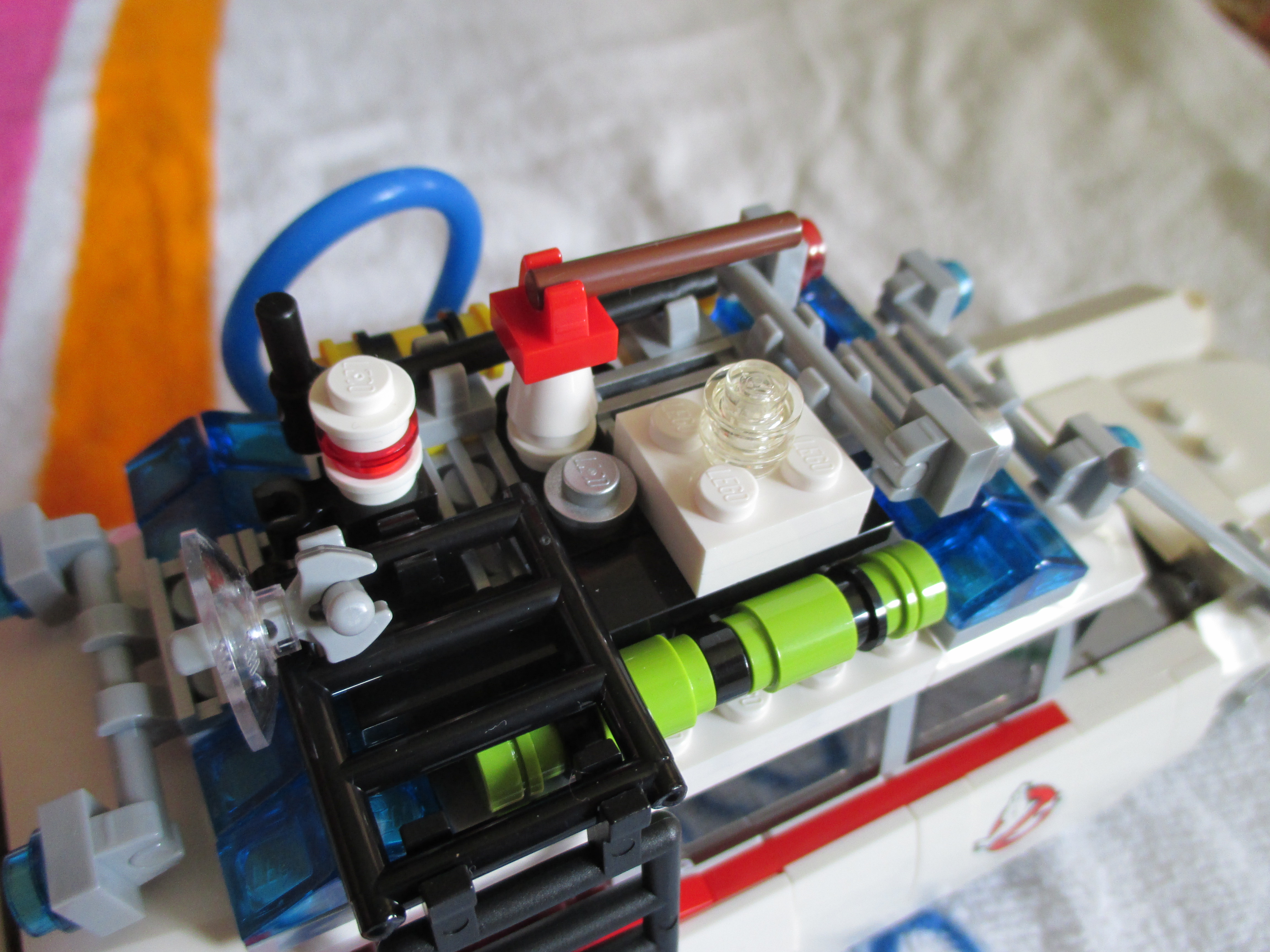 21108ecto27.jpg