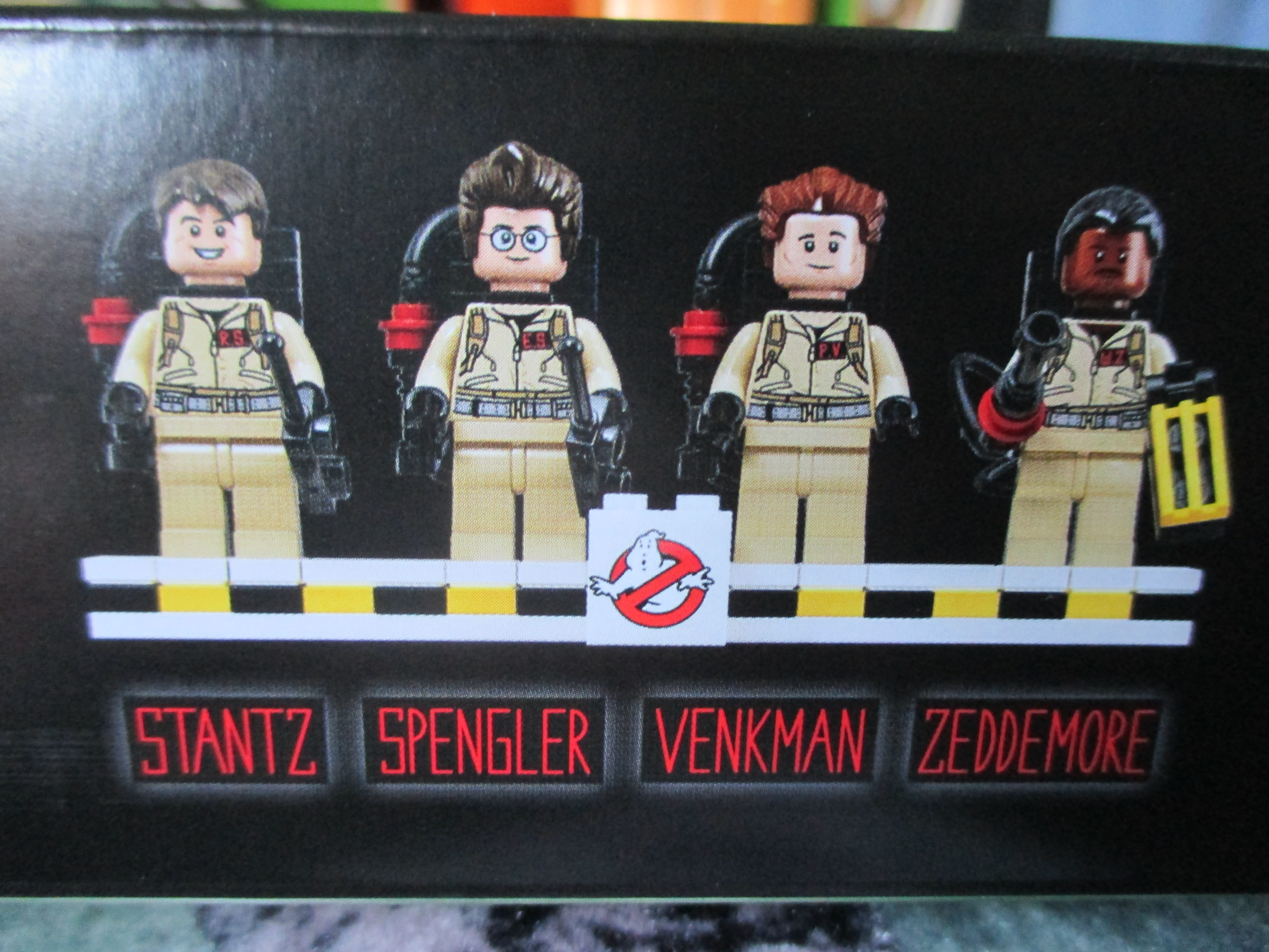 21108minifigures.jpg