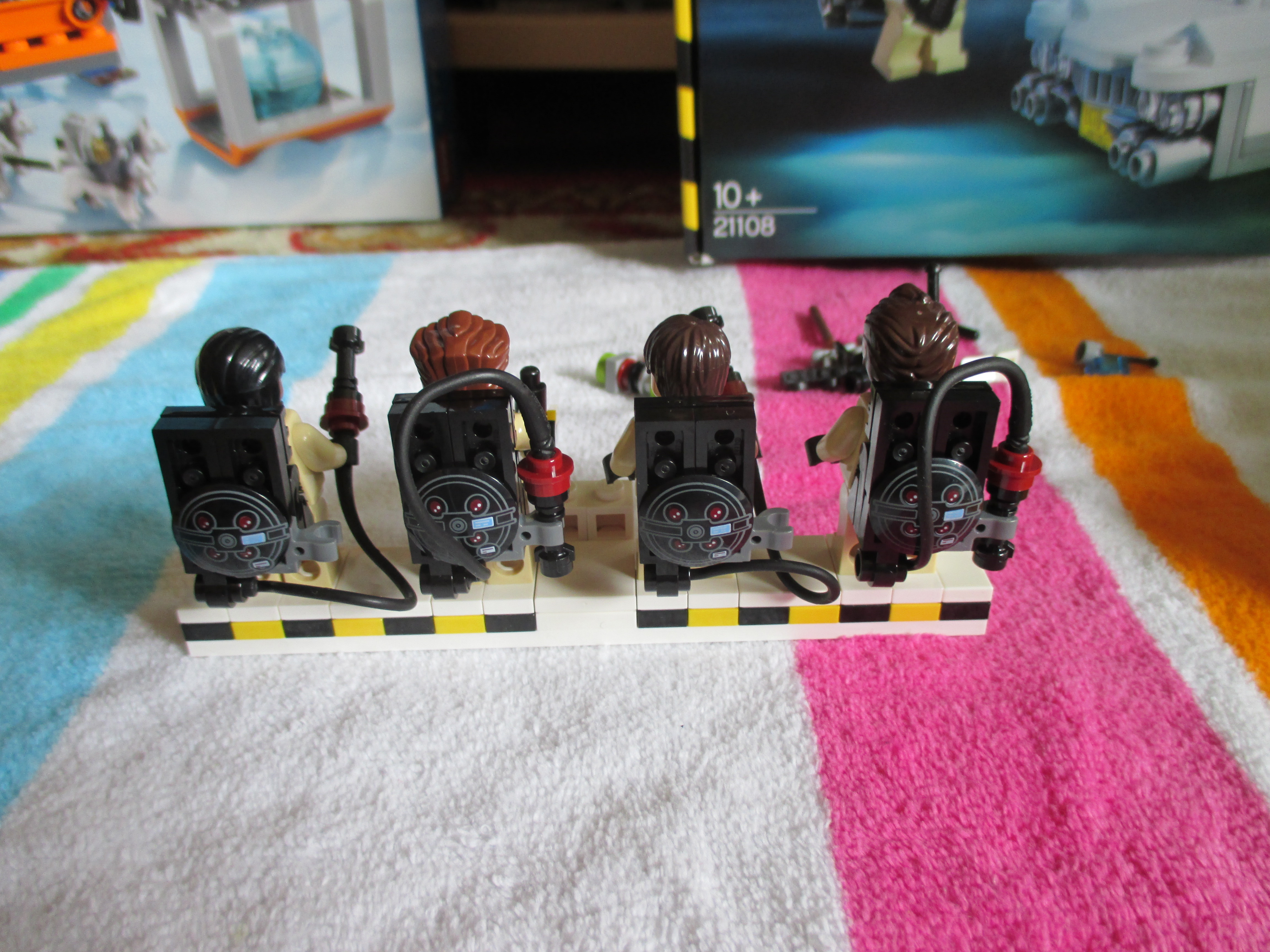 21108minifigures6.jpg