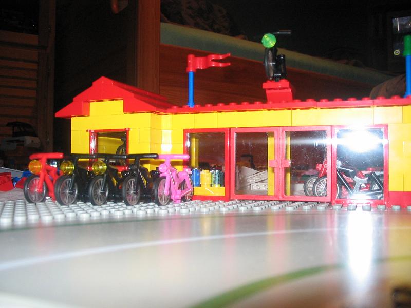 bicycleshop.jpg