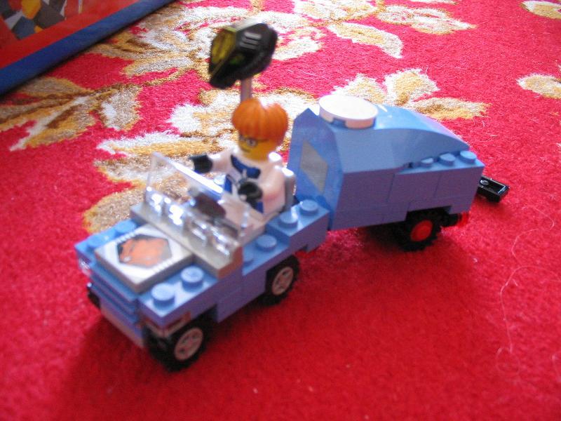ufo_fighter.jpg