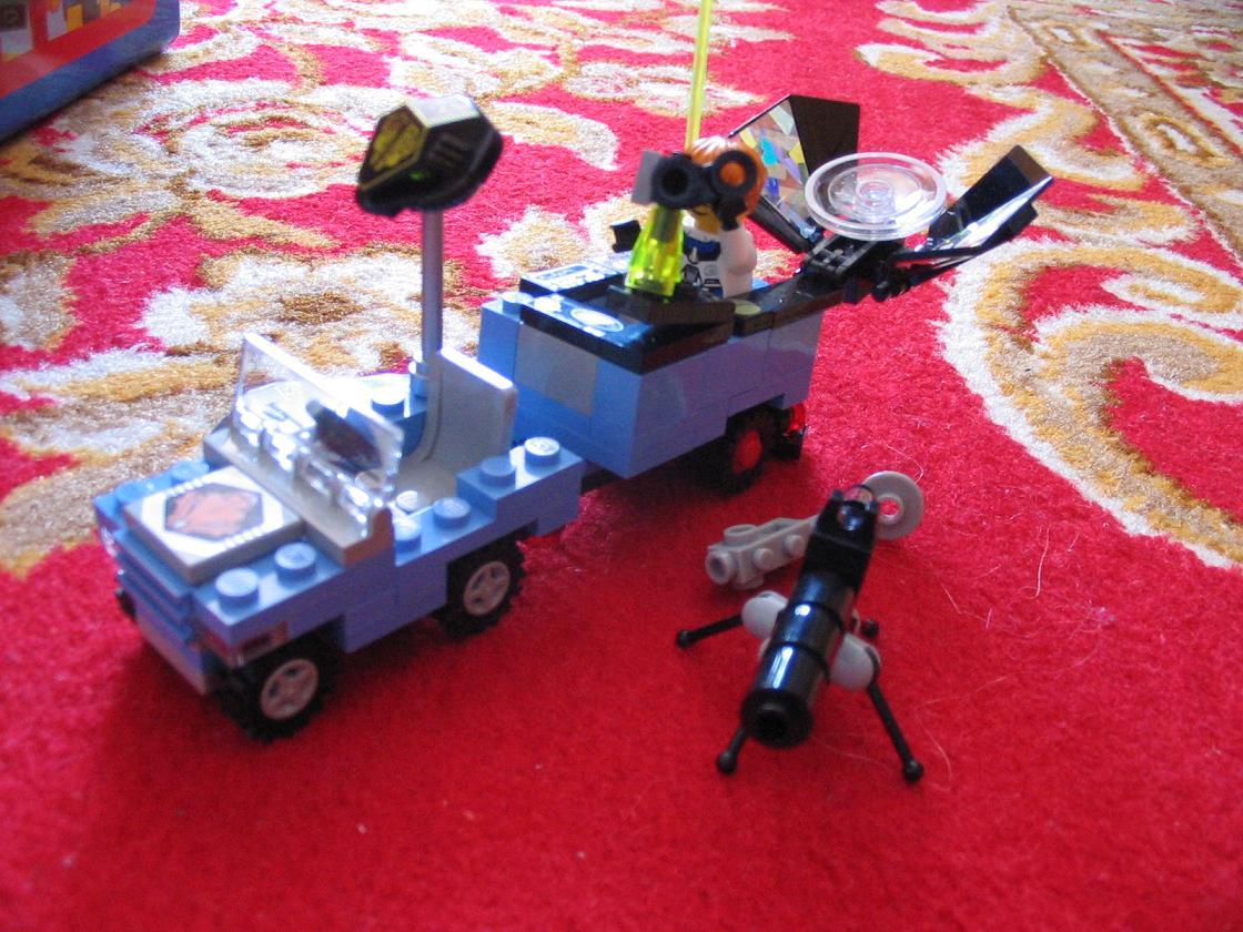 ufo_fighter3.jpg