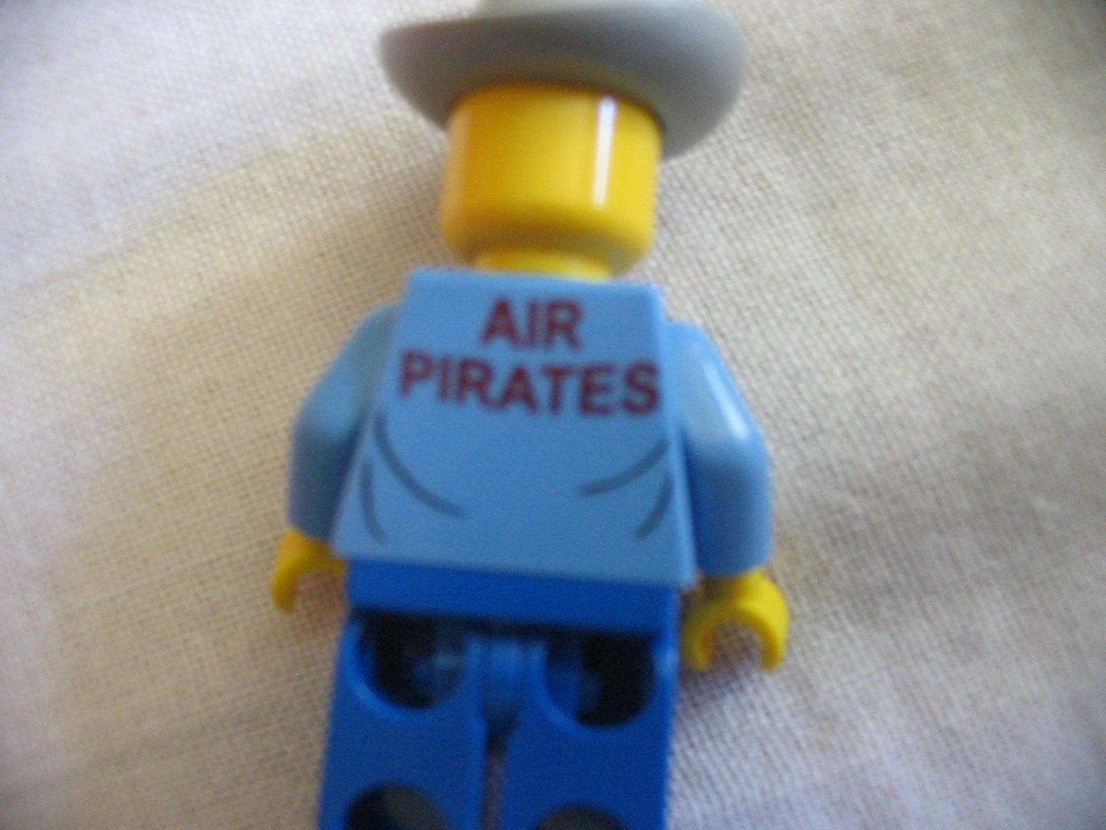 air_pirates_back.jpg