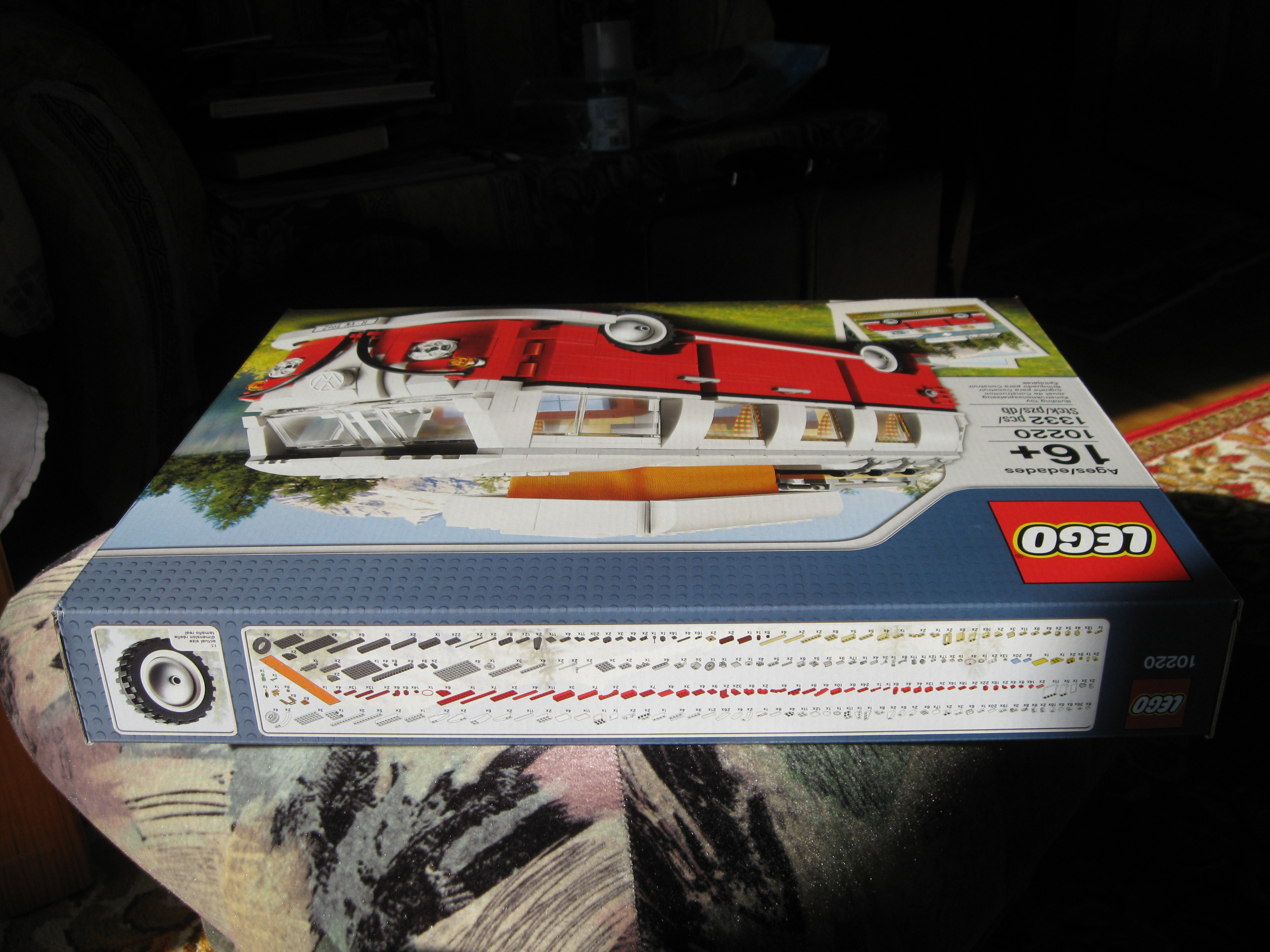 10220box8.jpg