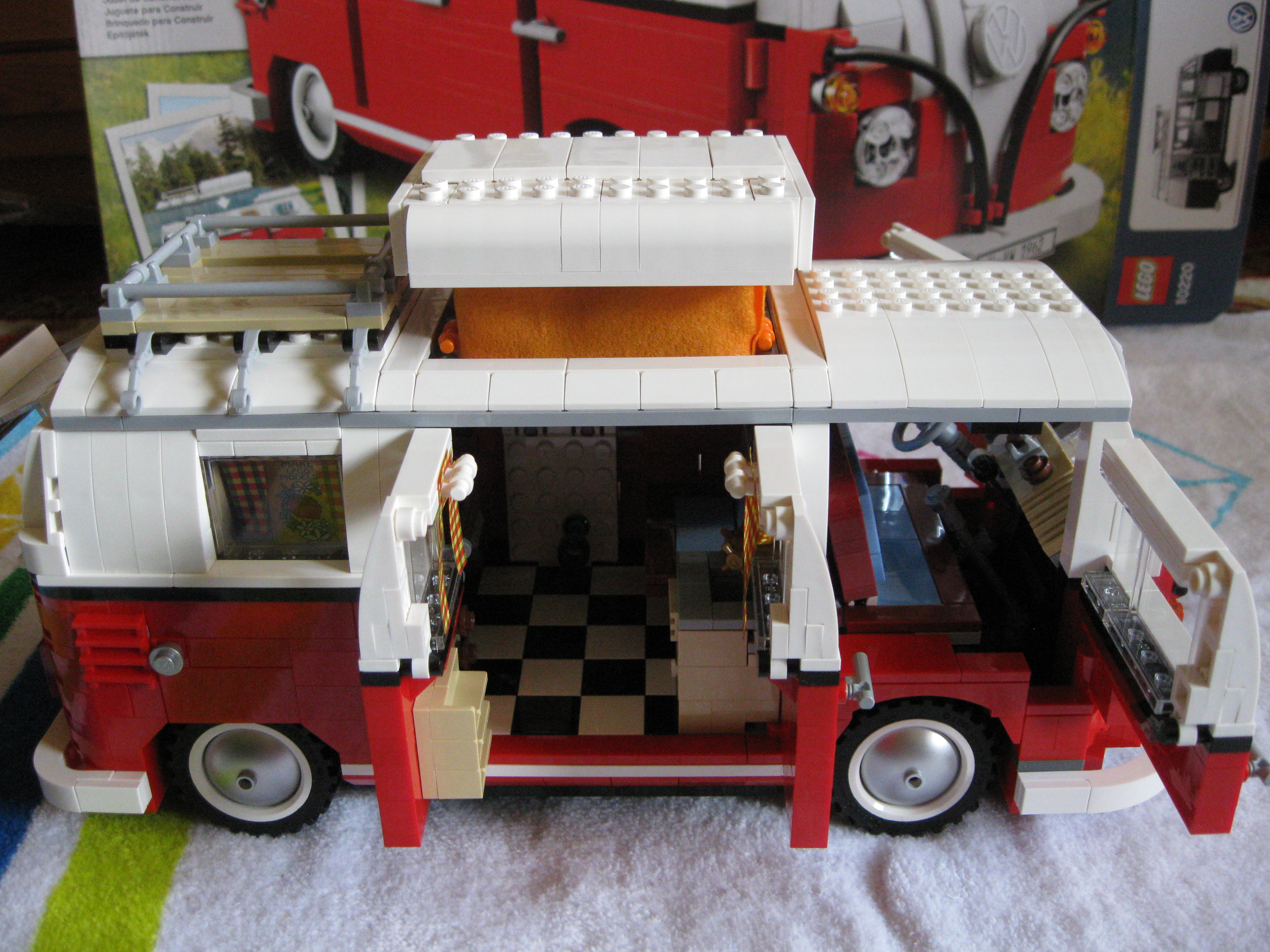 10220busfullyopenedright2.jpg