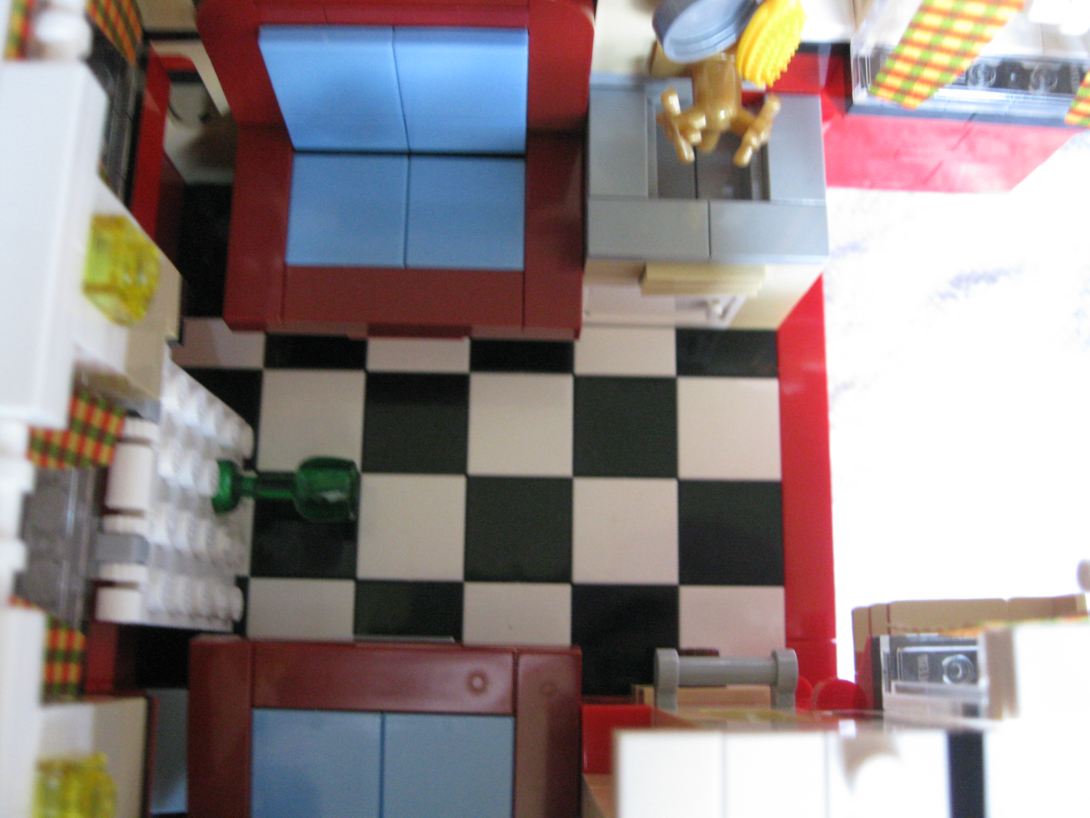 10220businside4.jpg