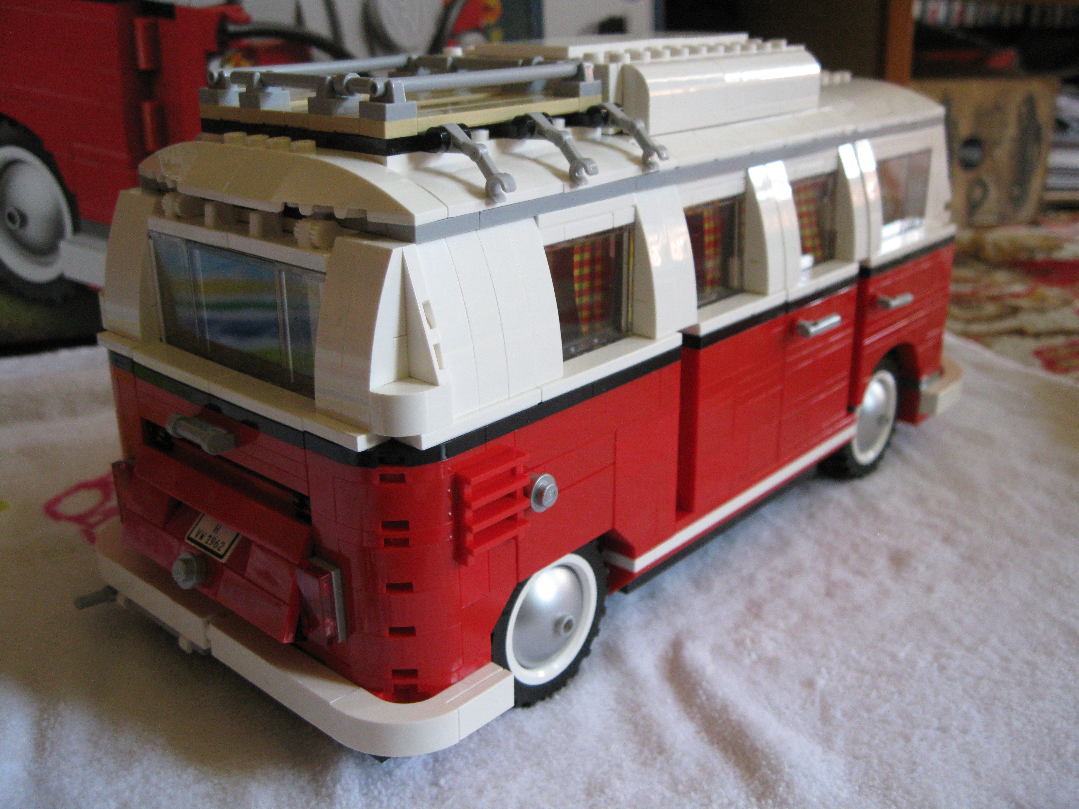 10220busside5.jpg