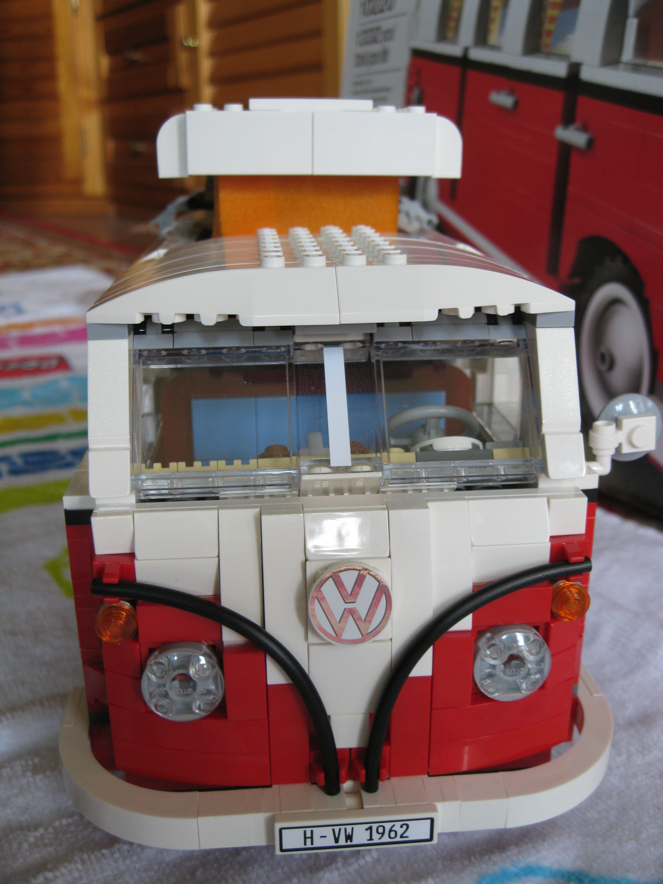 10220buswithopenedtopfront.jpg