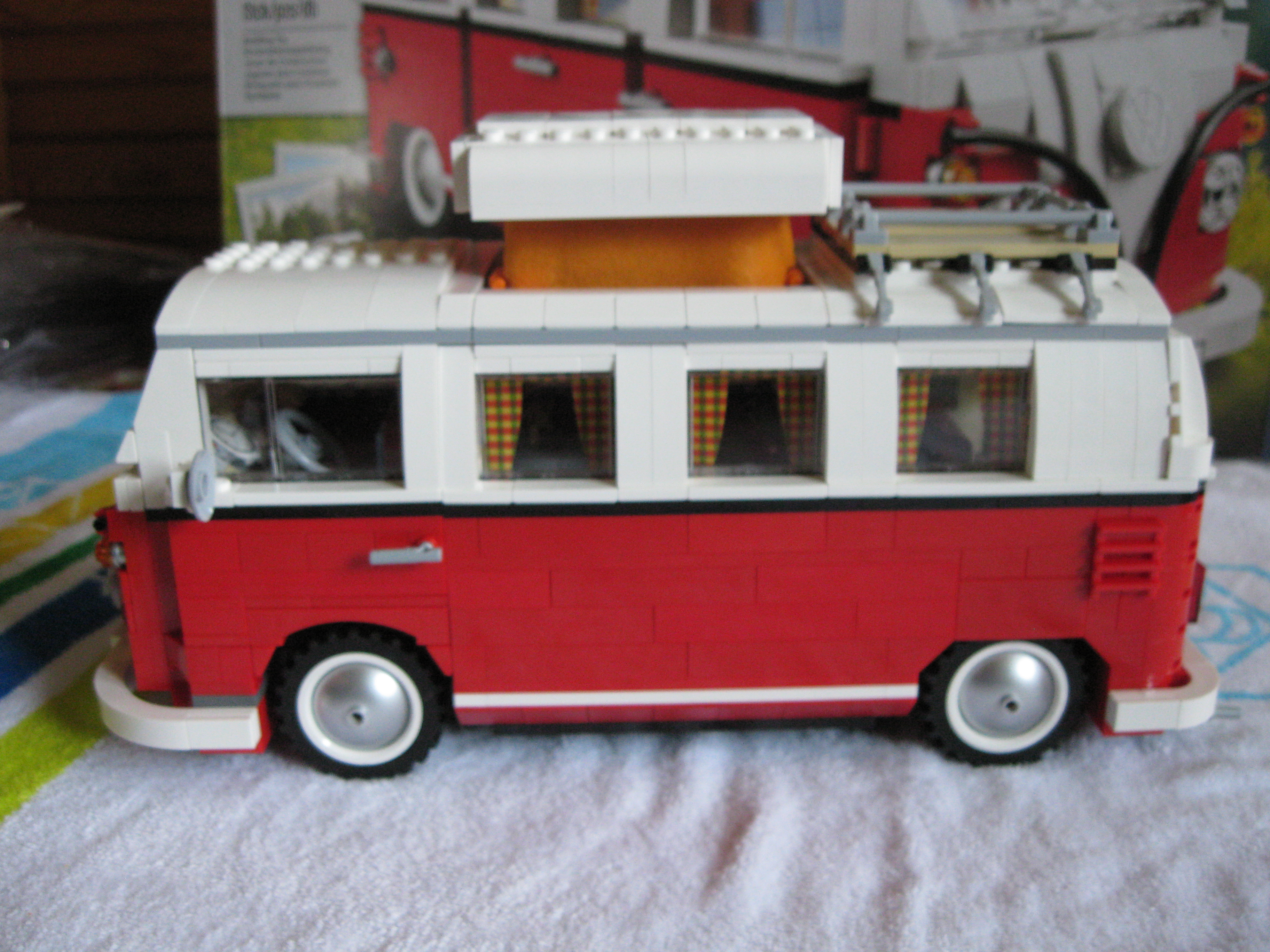 10220buswithopenedtopleft.jpg