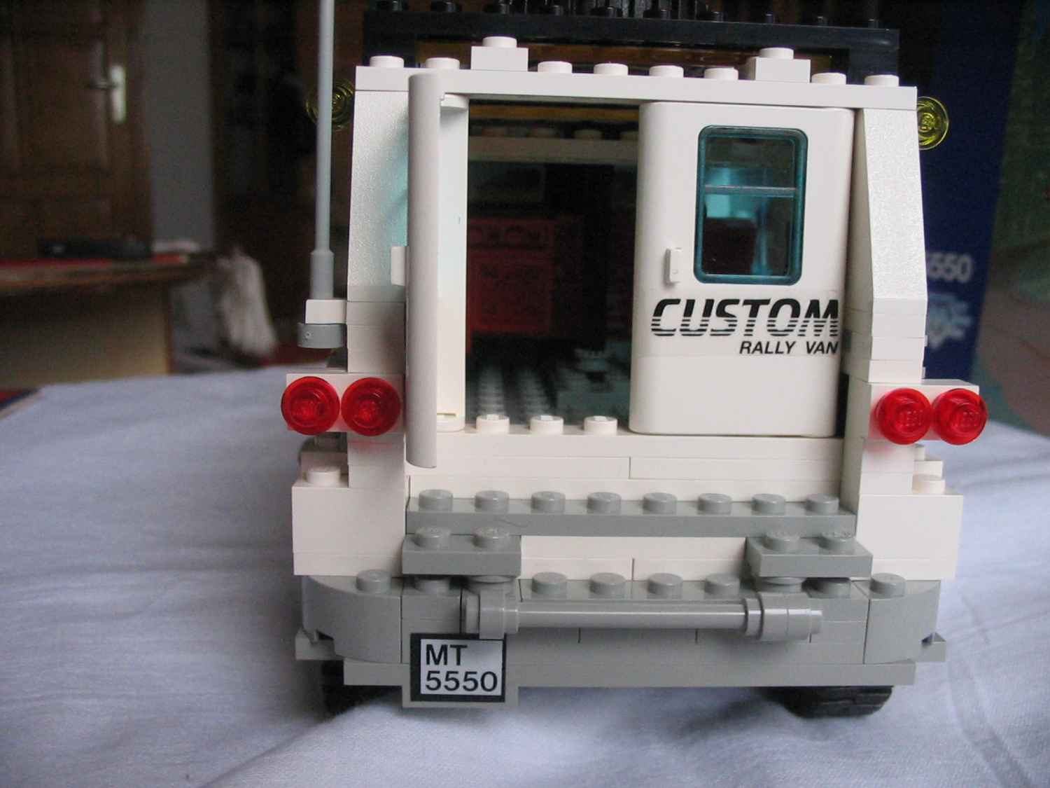 5550back2.jpg