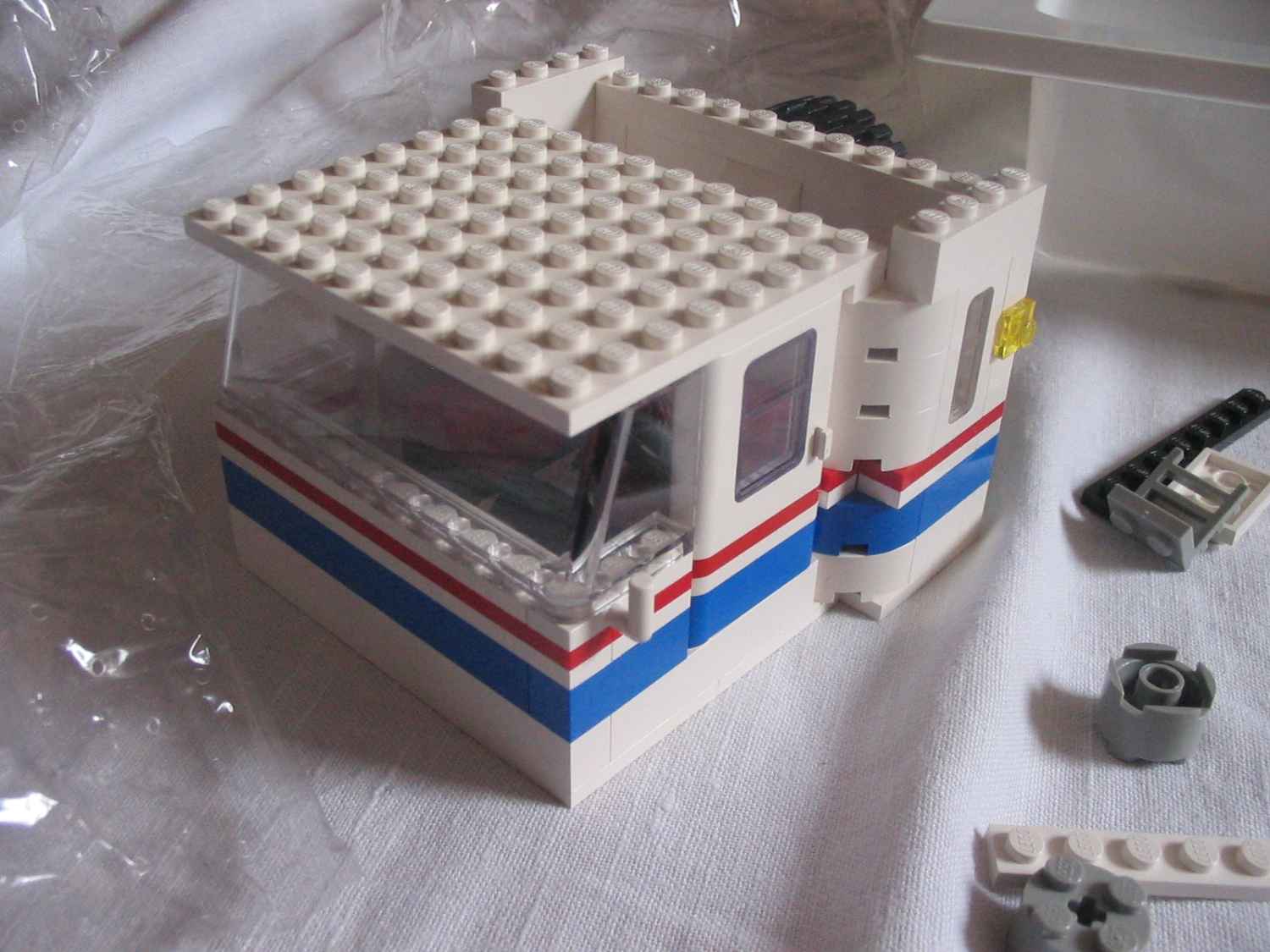 5580cabin.jpg