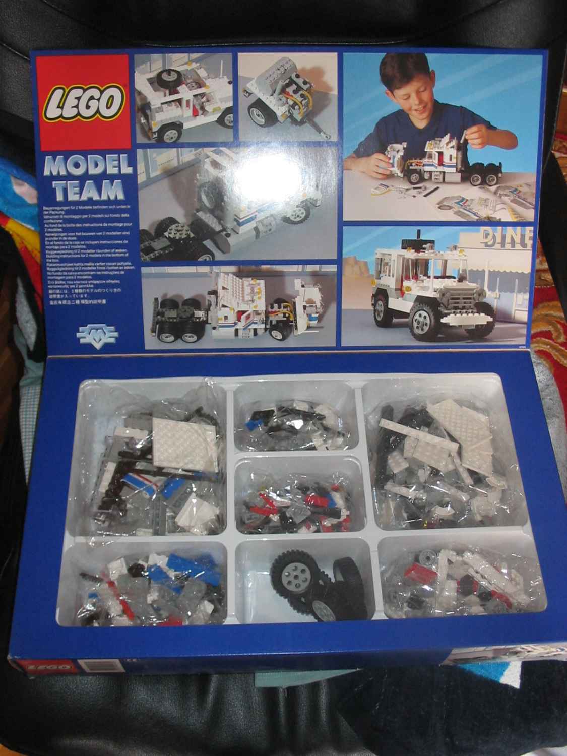 5580display.jpg