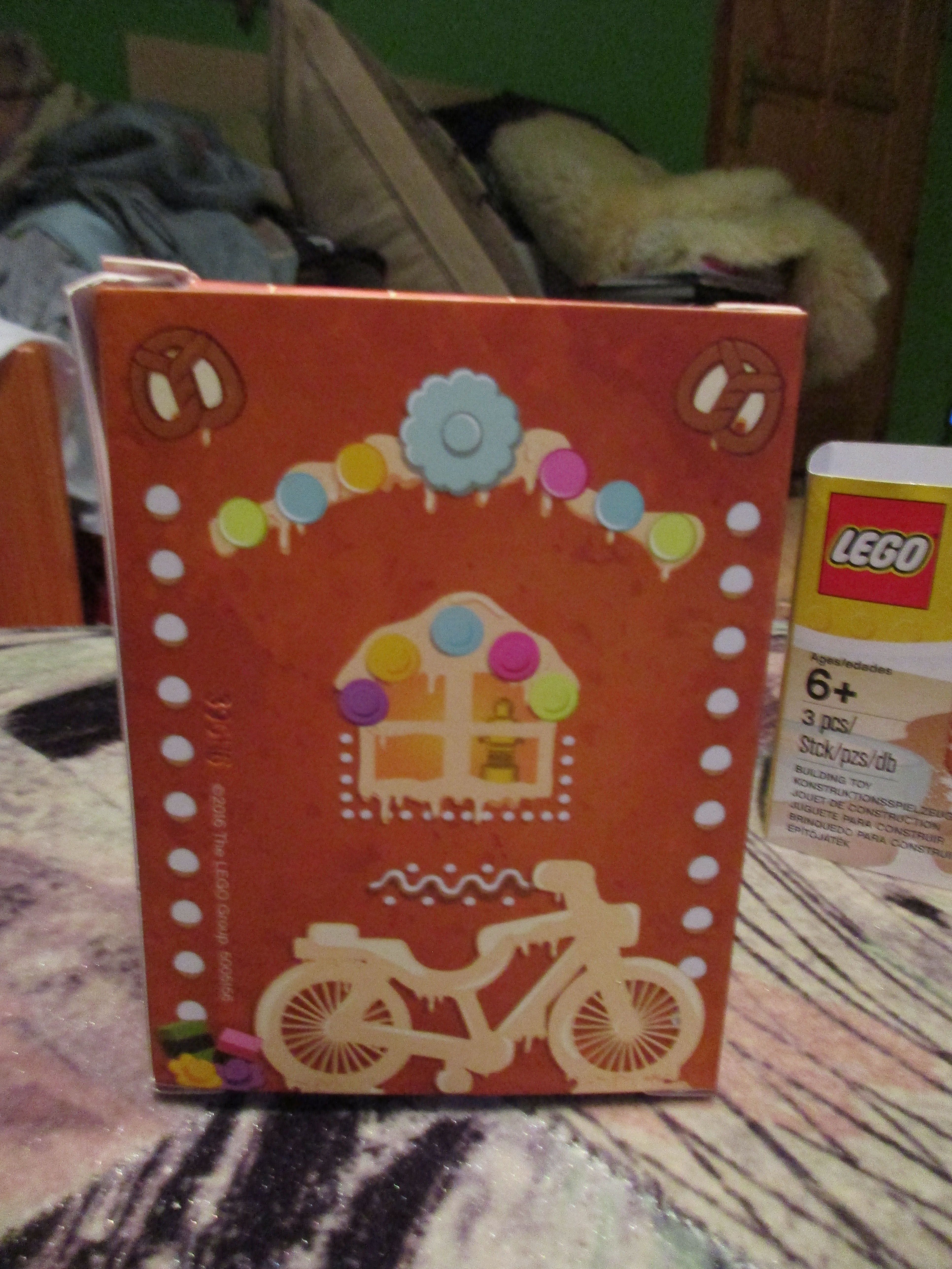 5005156box12.jpg