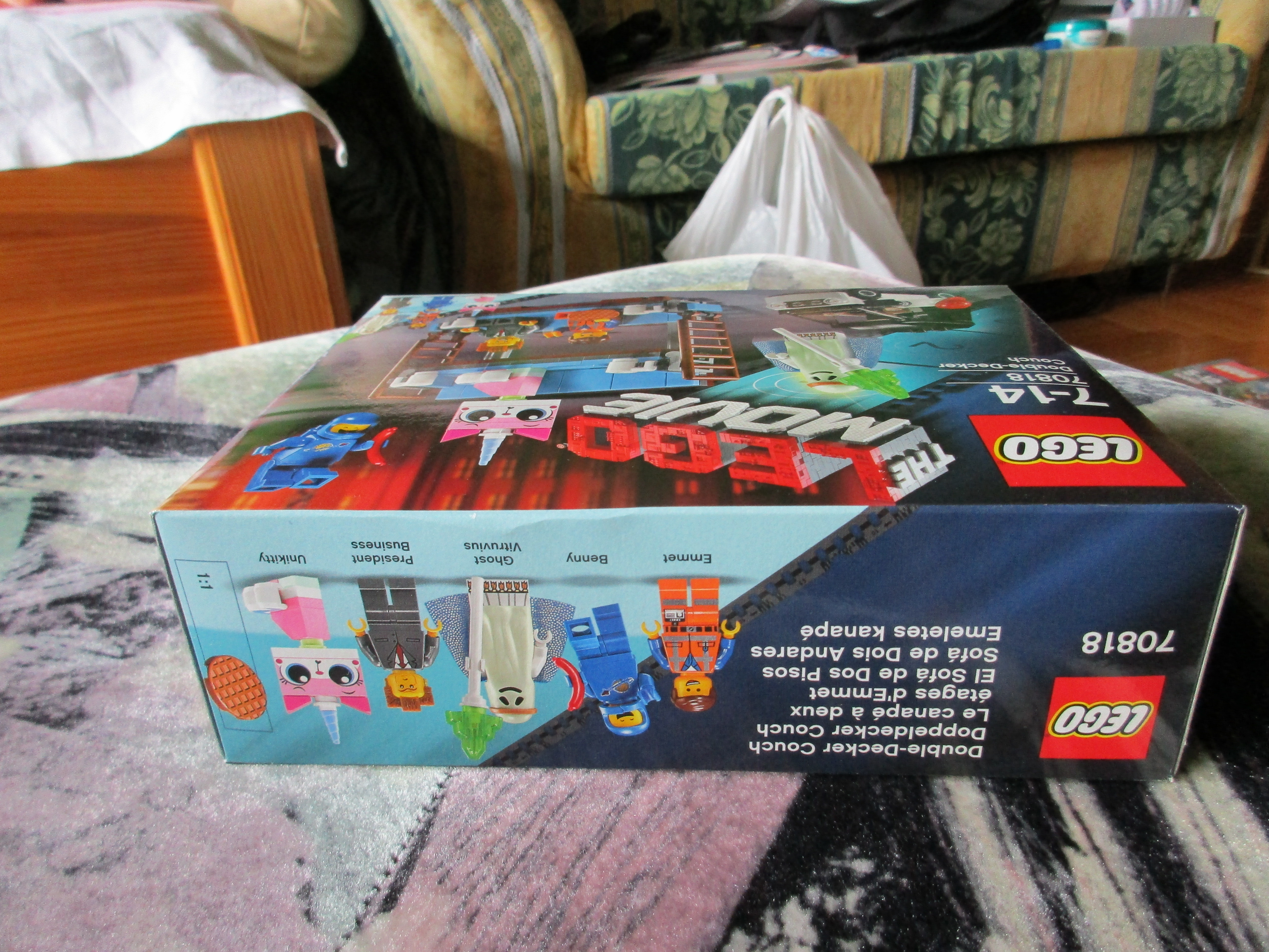70818box8.jpg