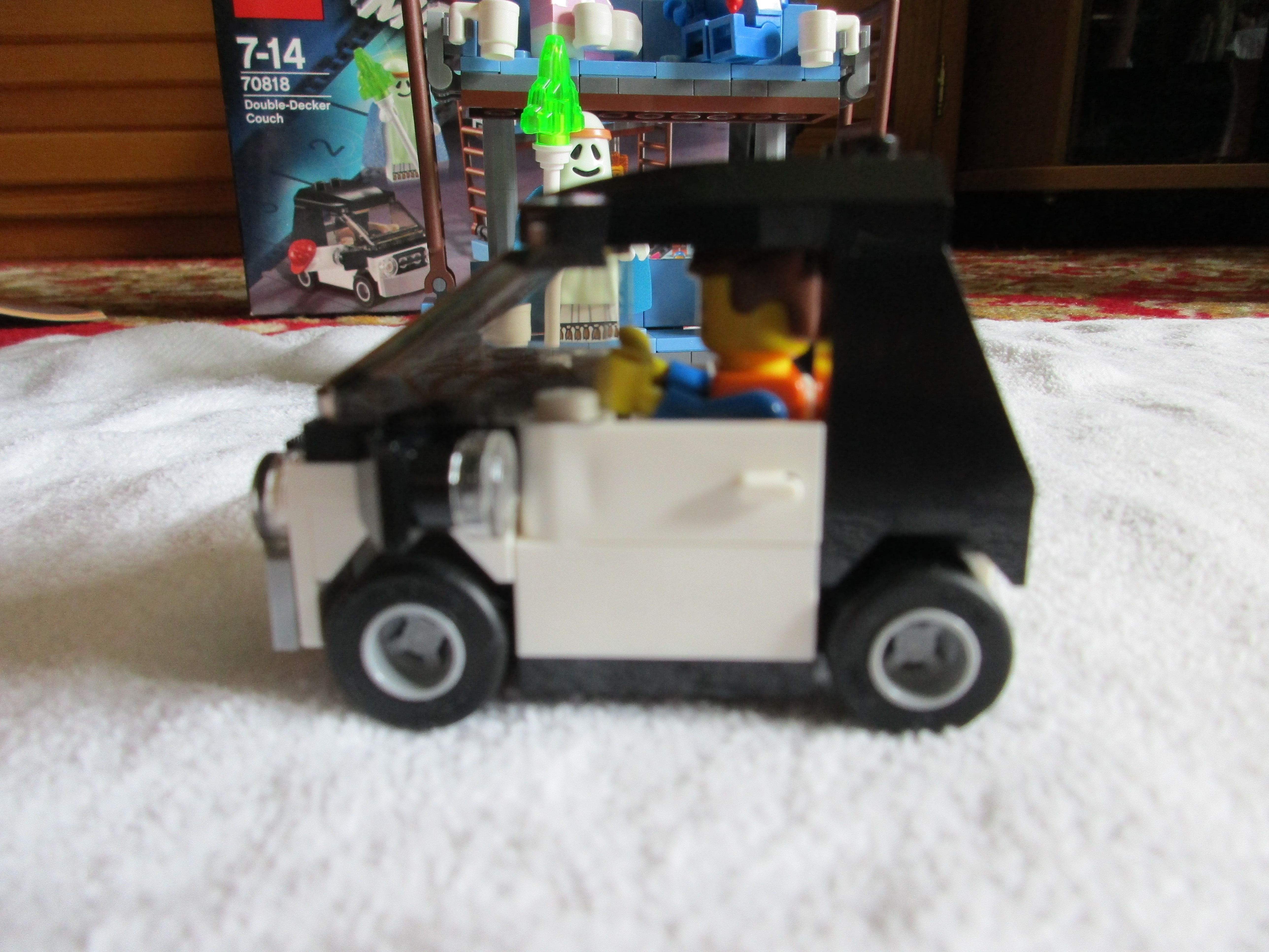 70818car4.jpg