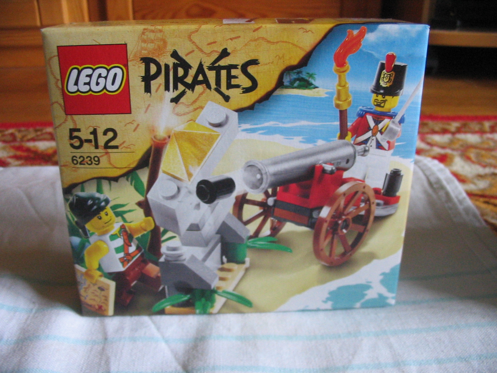 6239box.jpg