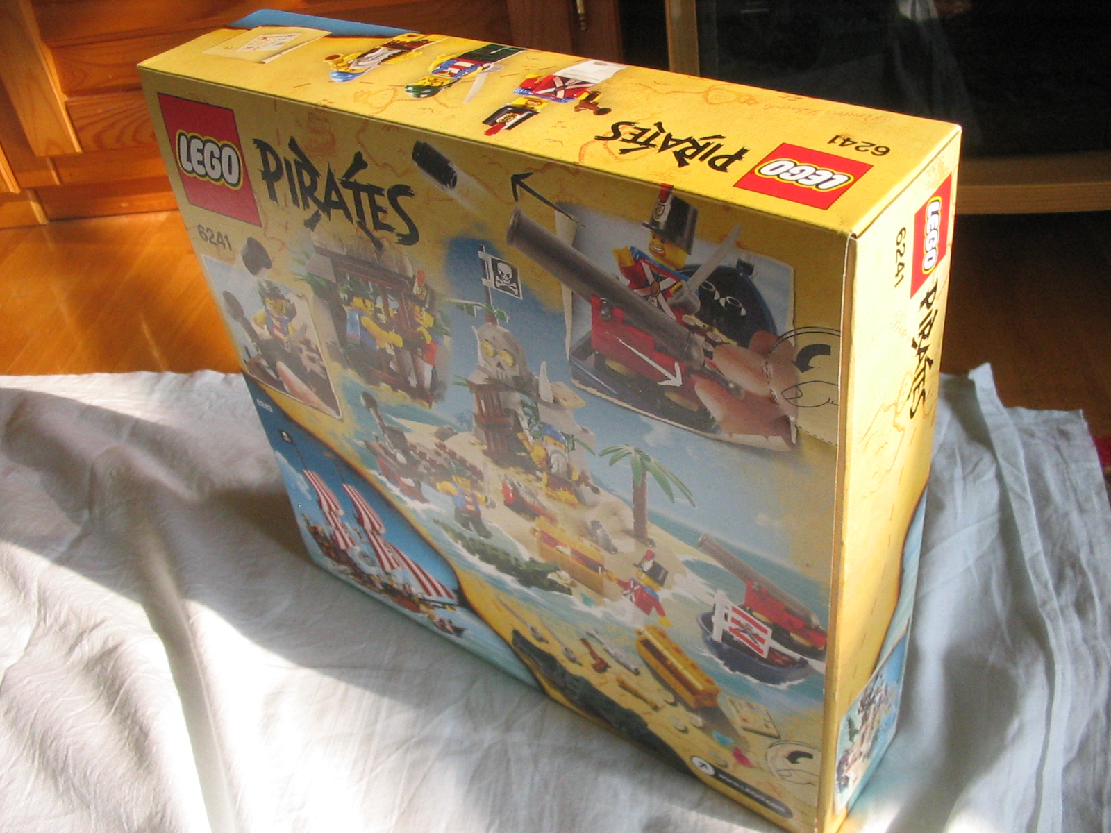 6241box4.jpg