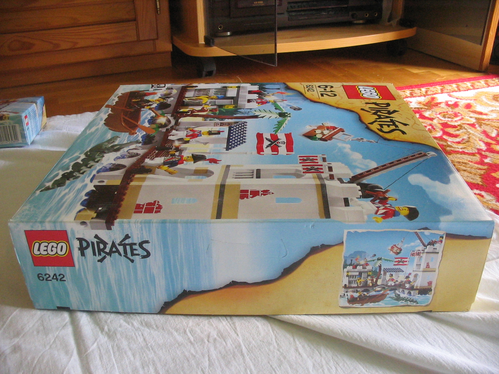 6242box7.jpg