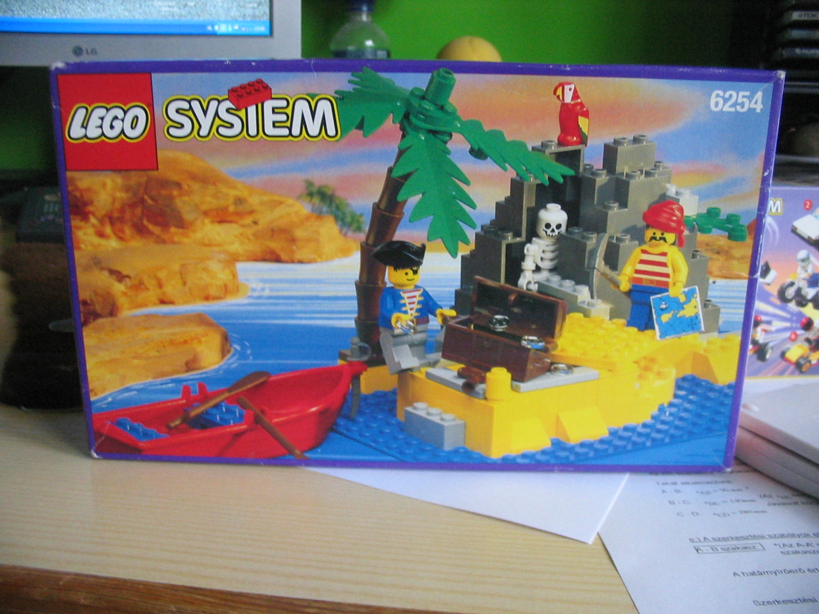 6254box2.jpg