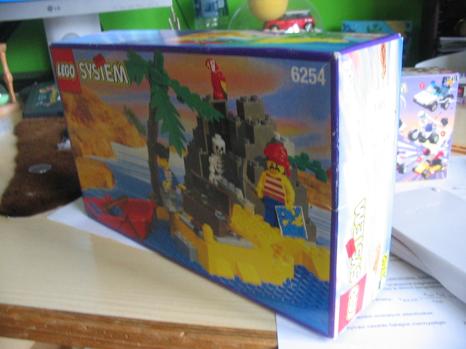 6254box3.jpg