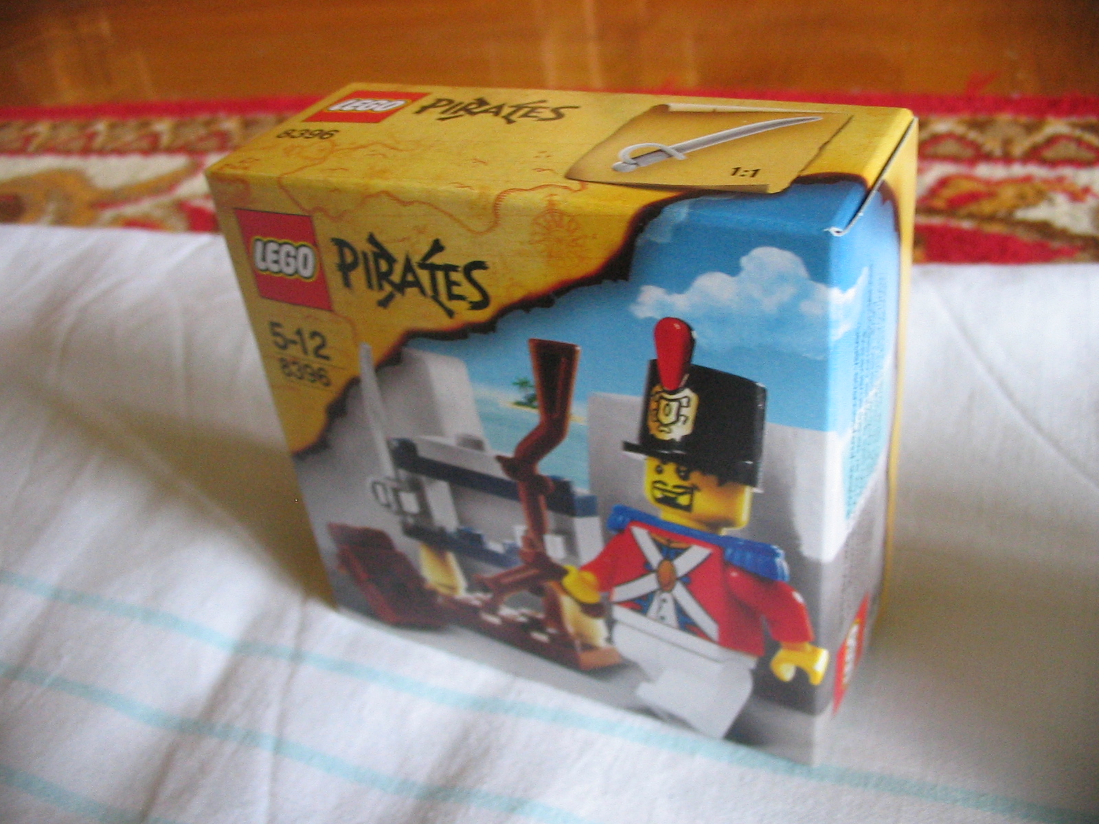 8396box2.jpg