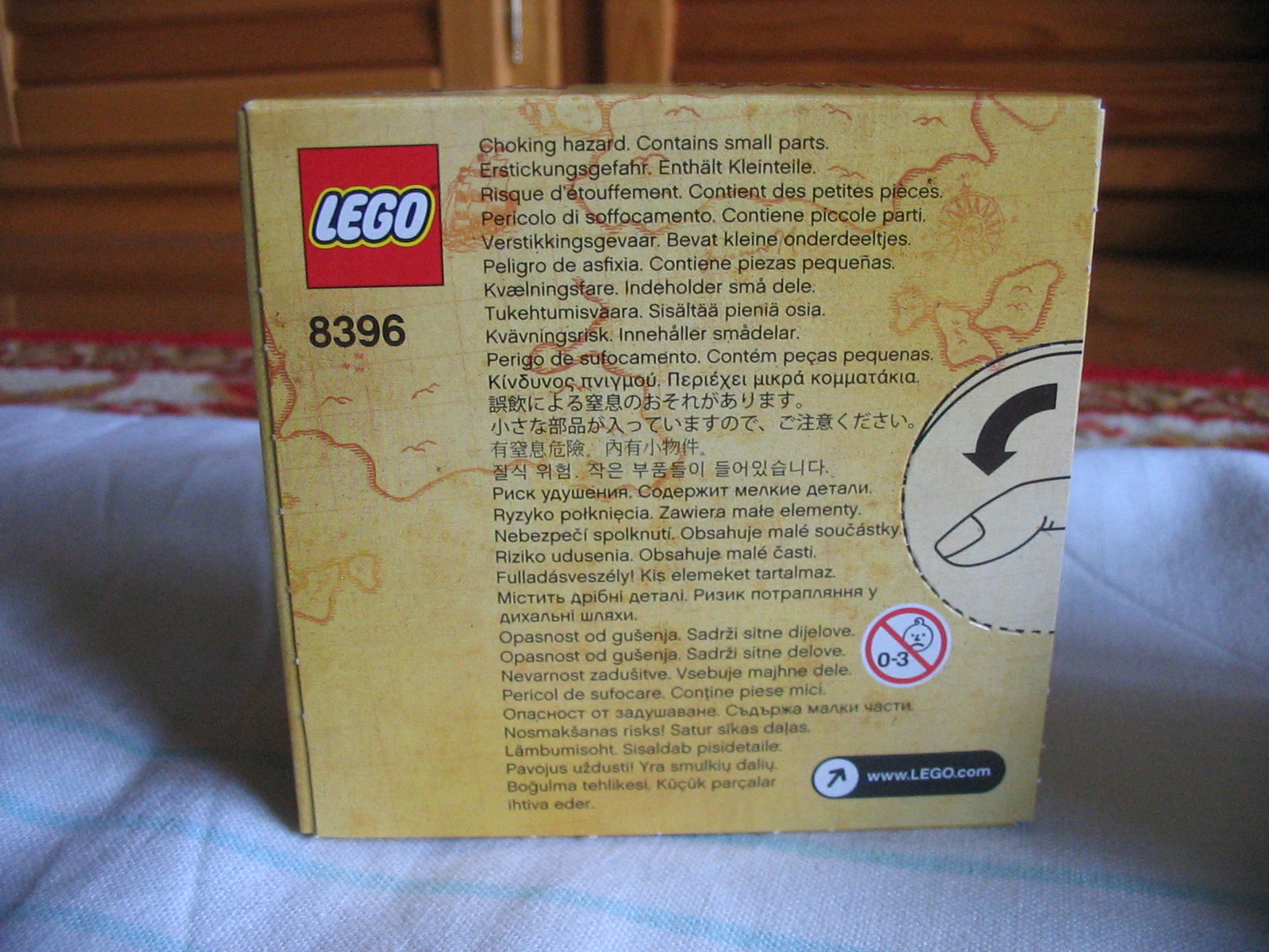 8396box3.jpg