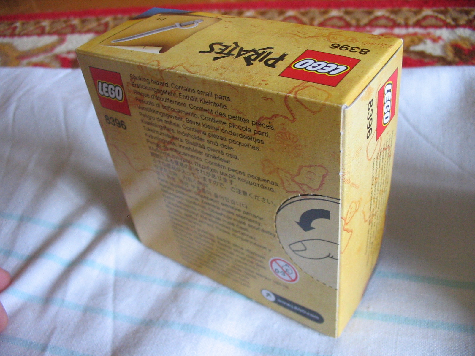 8396box4.jpg