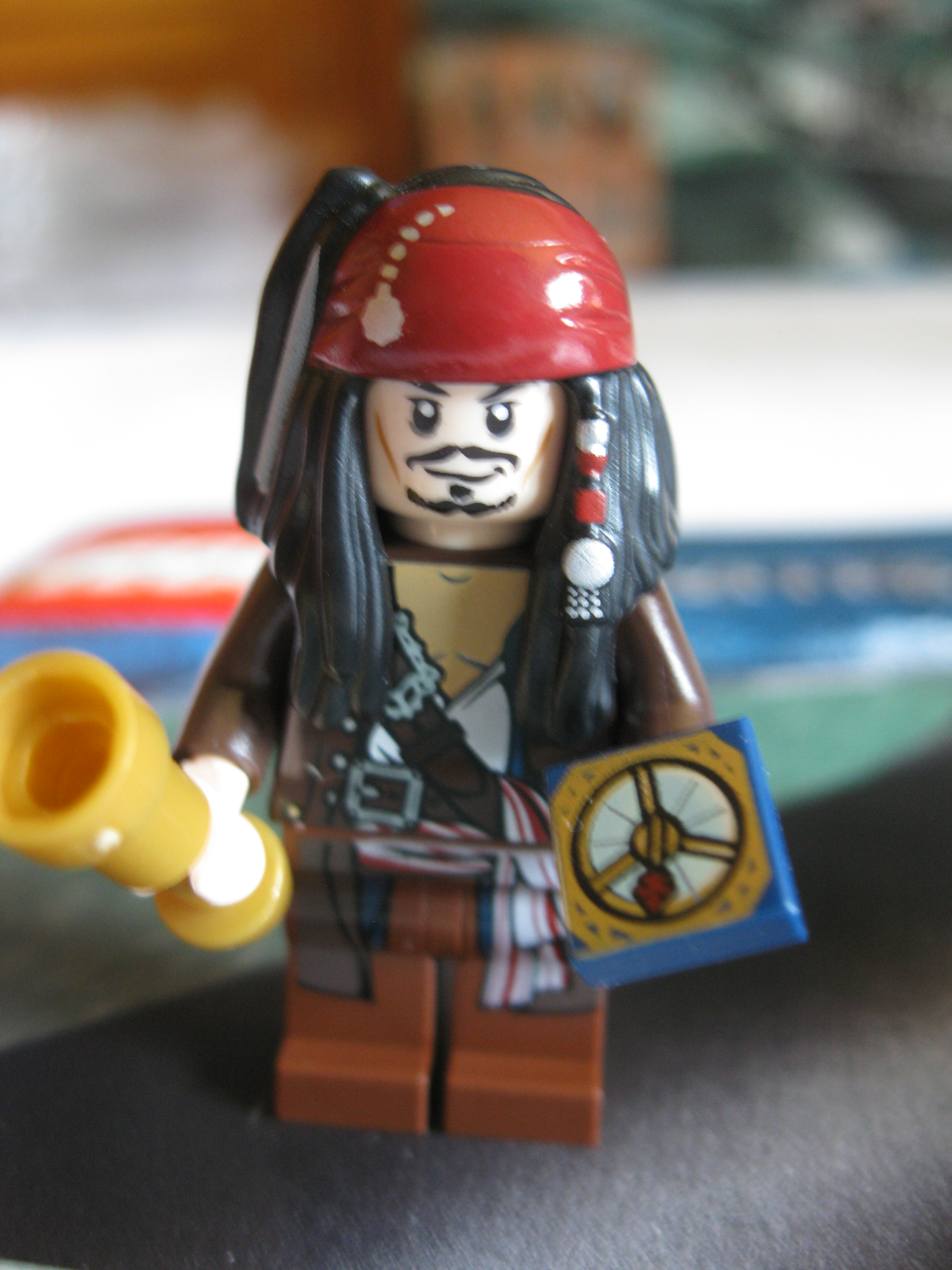 4184minifiguresjacksparrow.jpg
