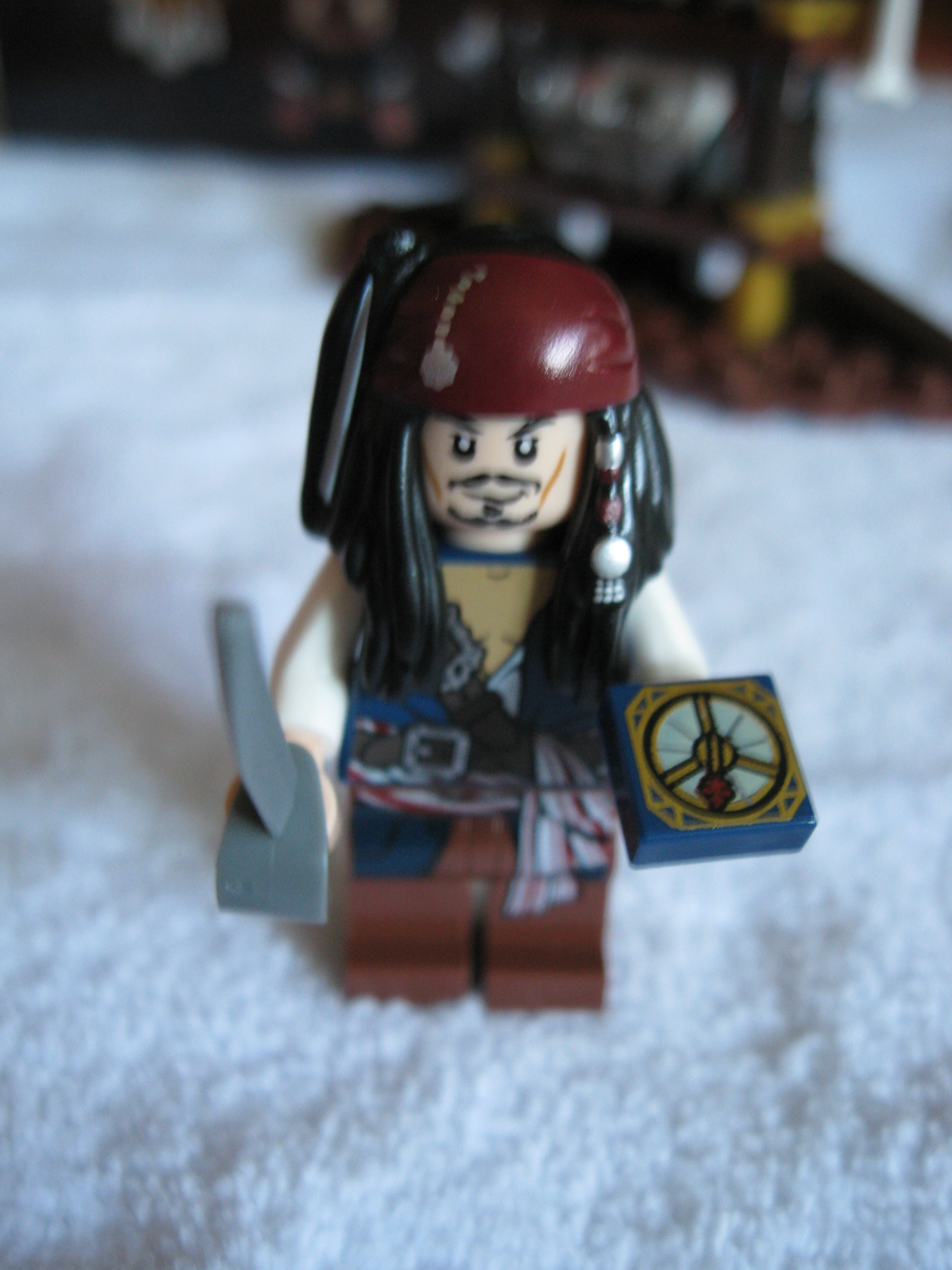 4191minifigurescaptainjacksparrow2.jpg
