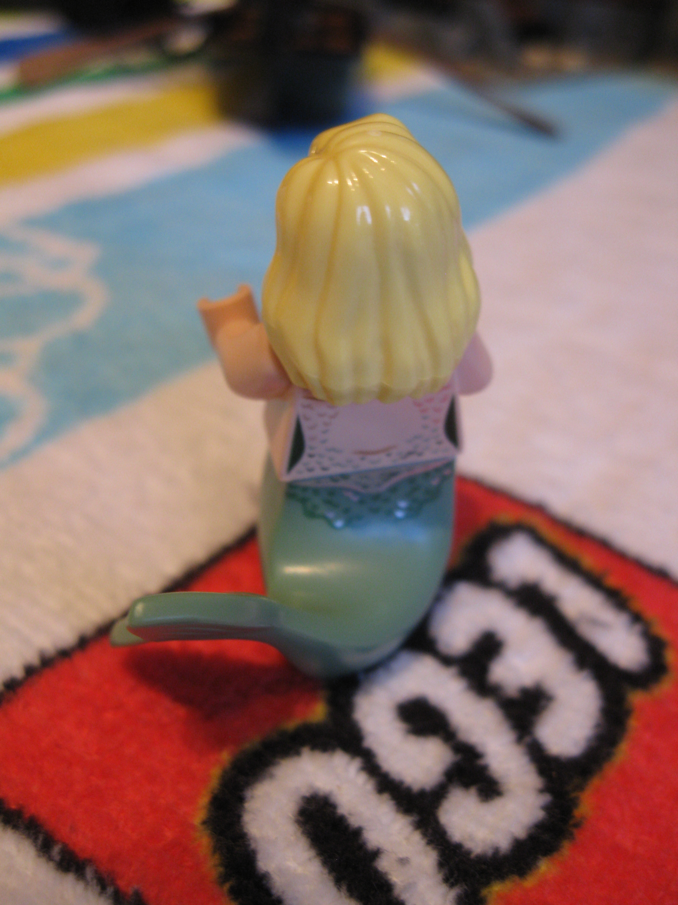 4194minifiguresmermaid2.jpg