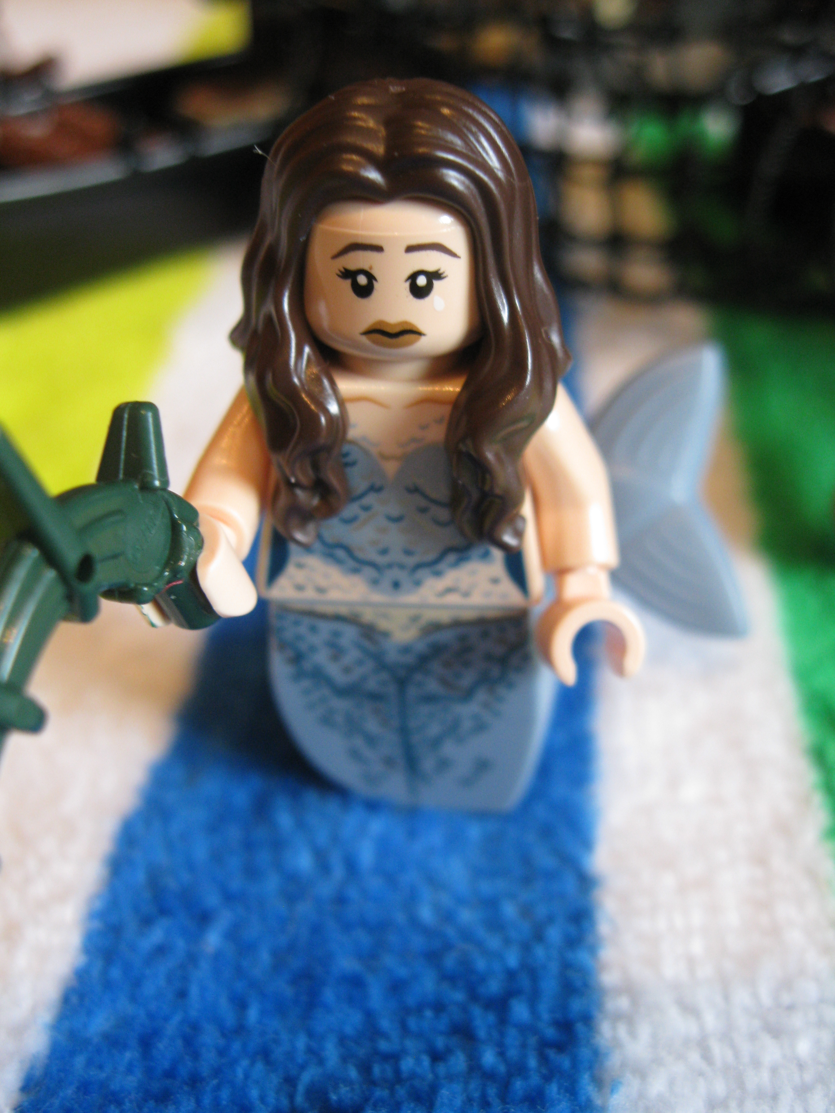 4194minifiguressyrena.jpg
