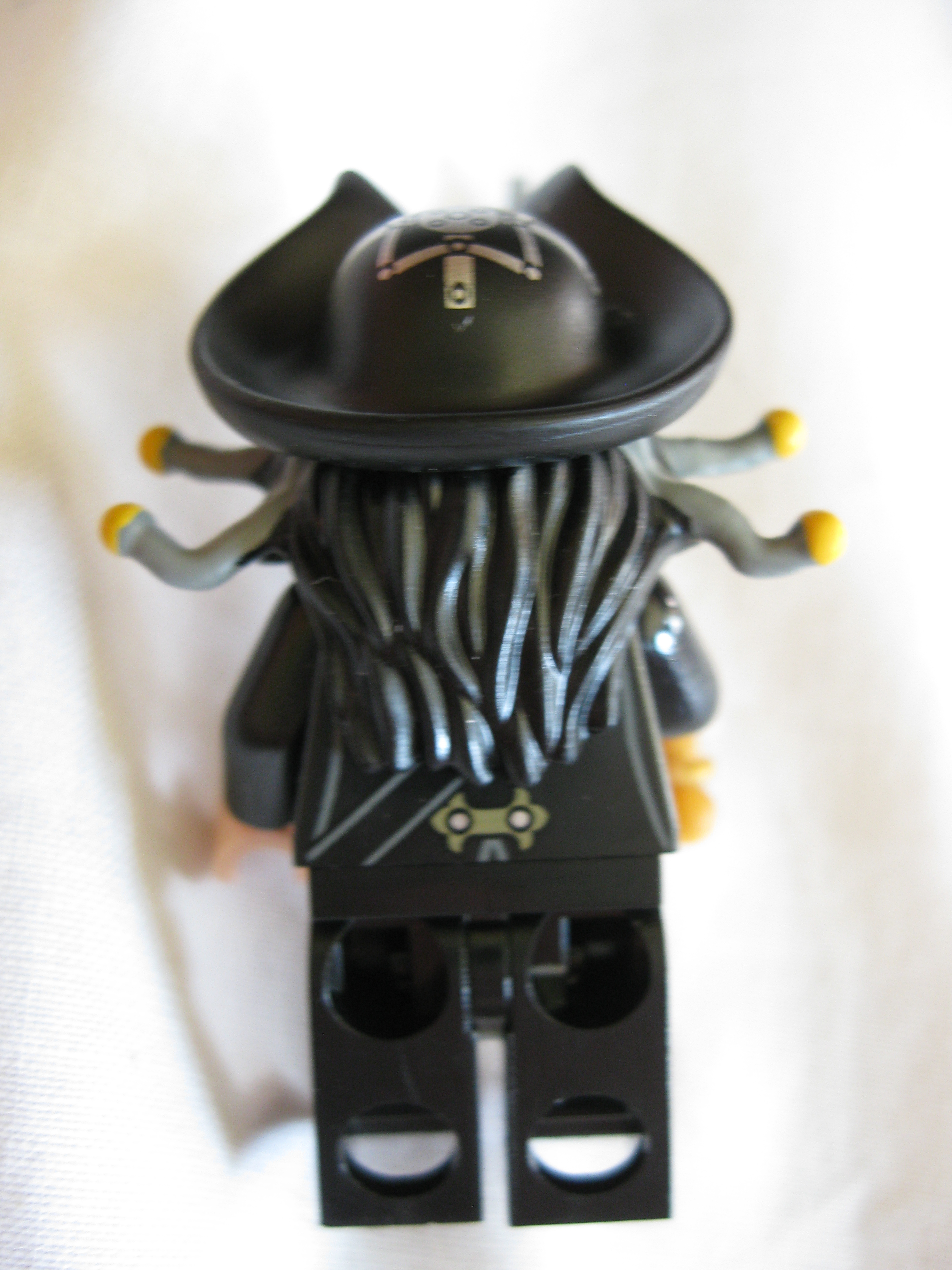 4195minifiguresblackbeard2.jpg