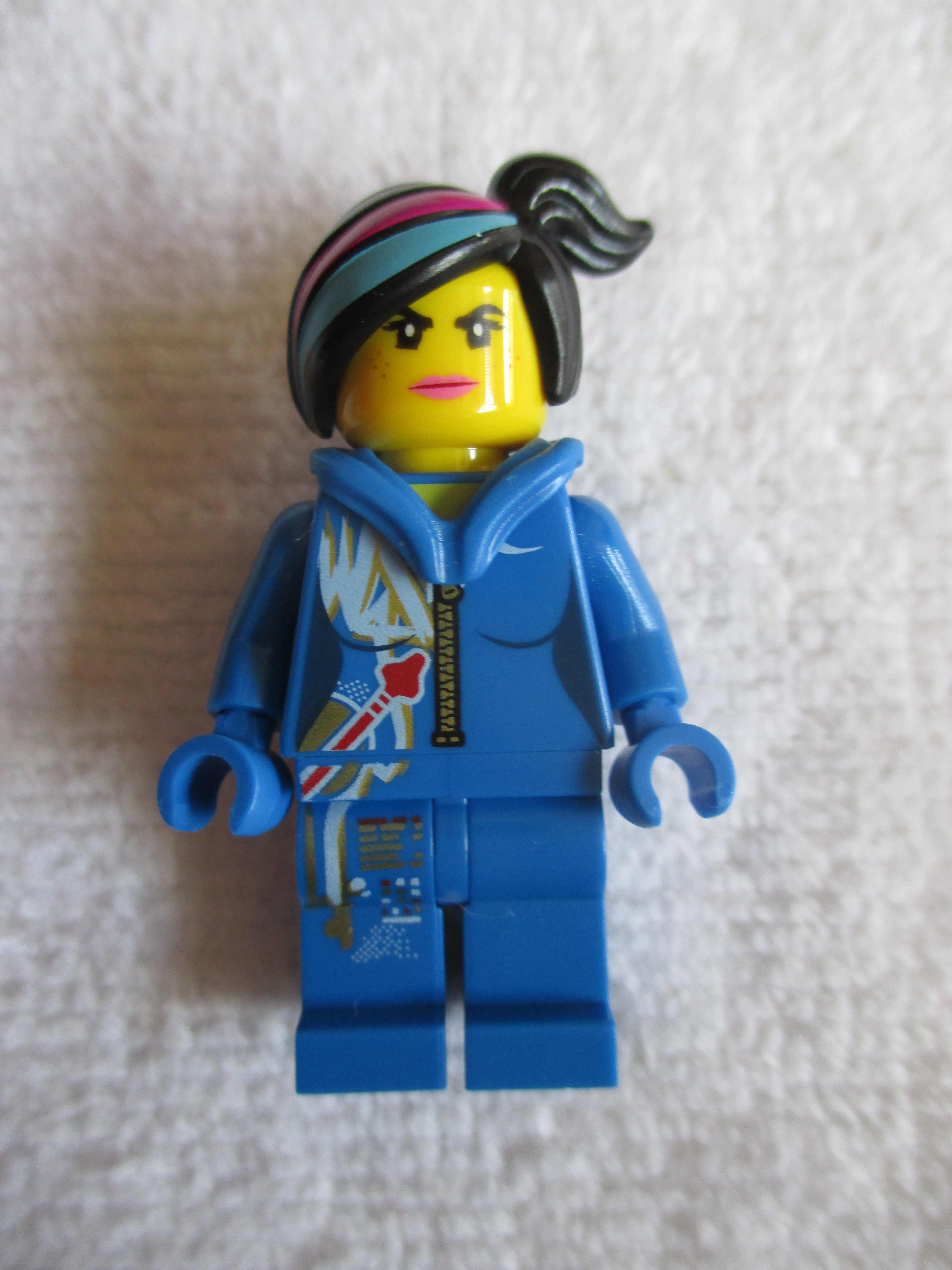 70816minifigures5.jpg
