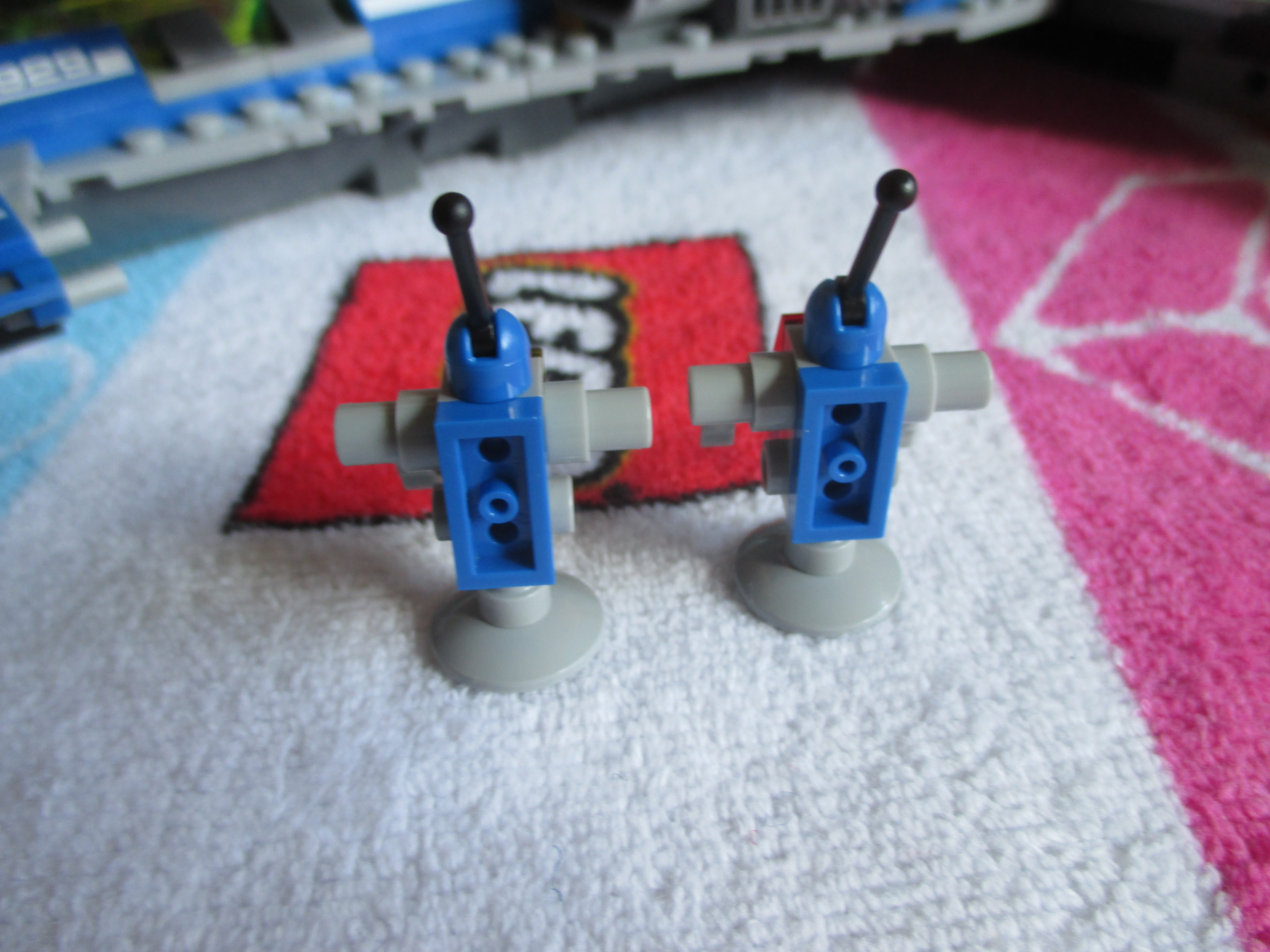70816robots3.jpg
