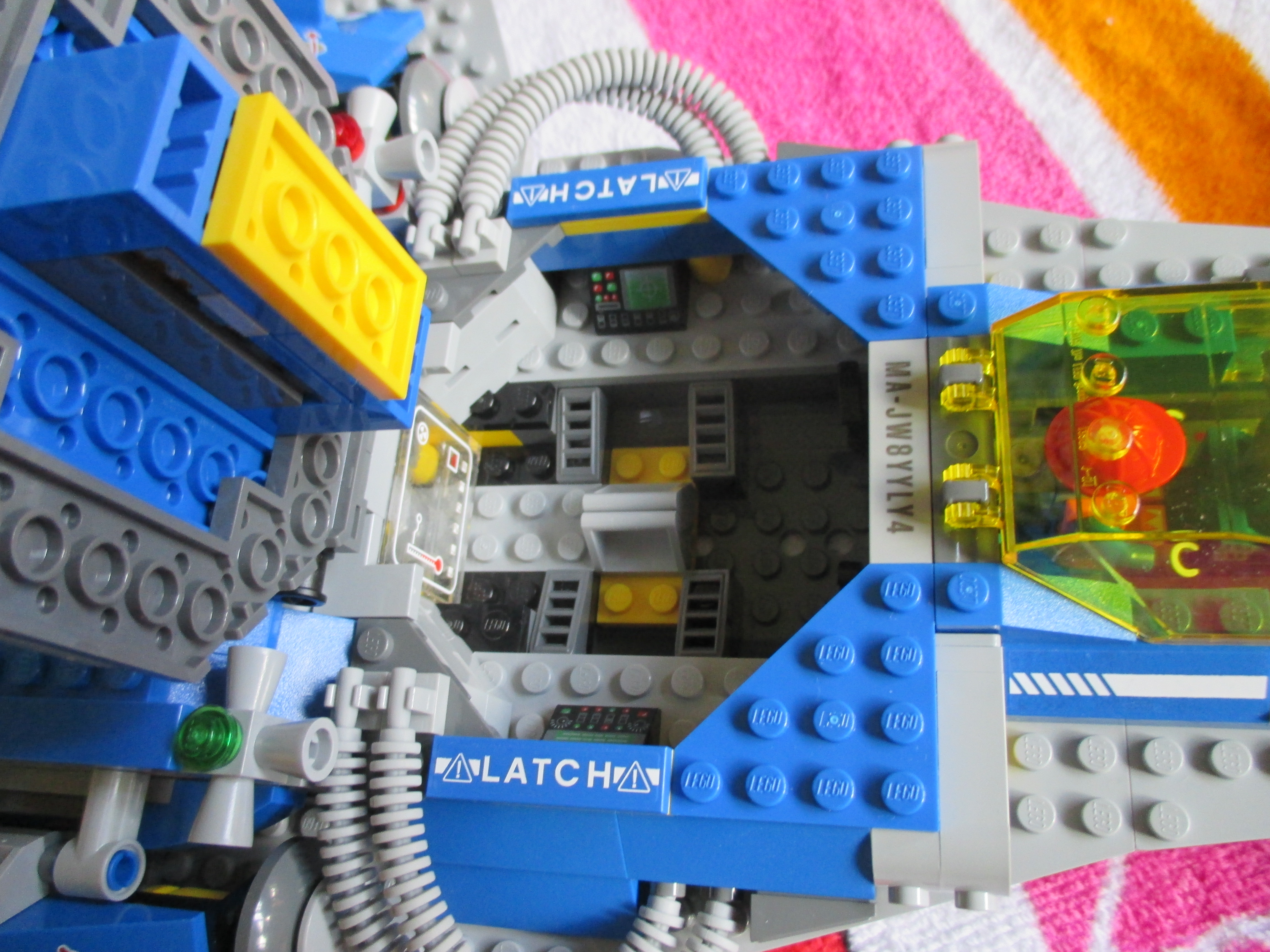 70816ship102.jpg