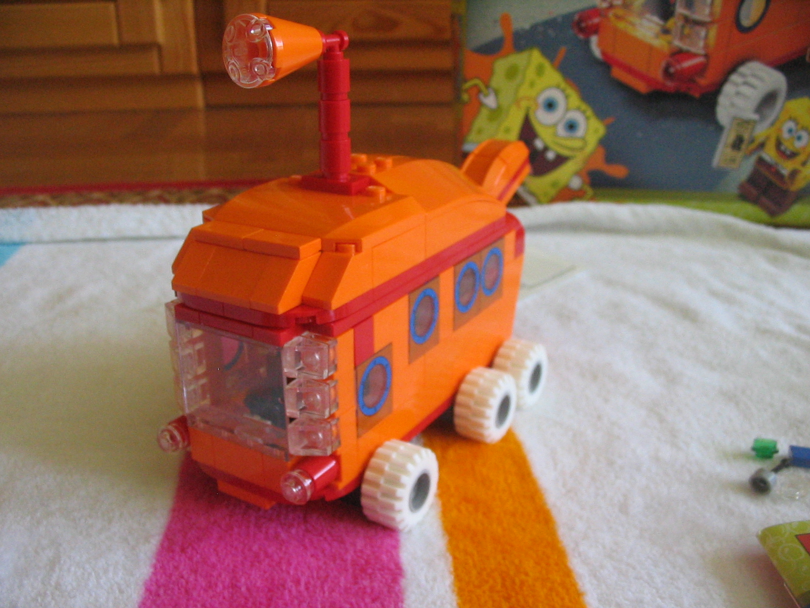 3830busside.jpg