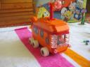 3830busside2.jpg